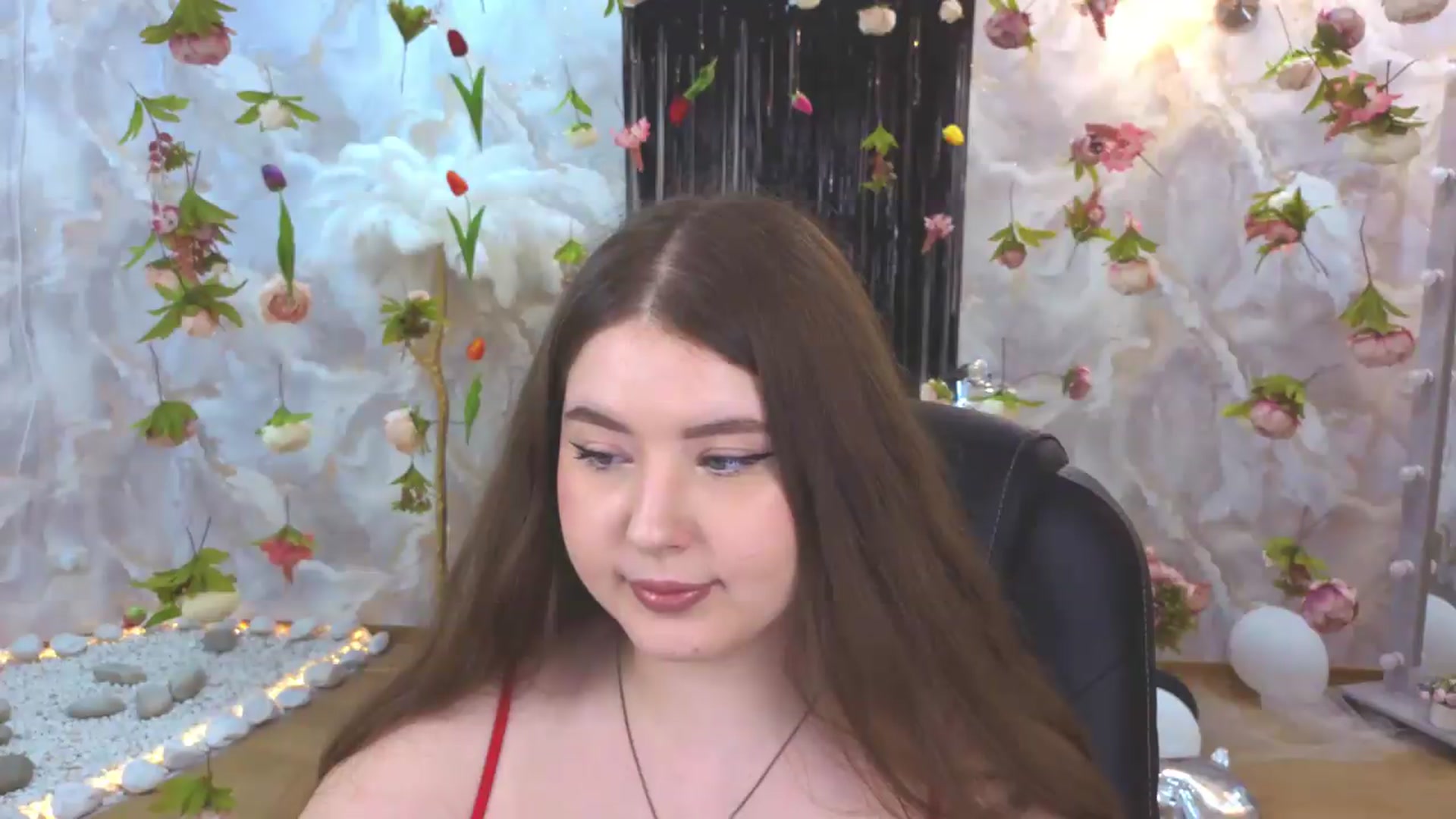 Gallery image thumbnail from EnigmaVeil's myfreecams stream on, 08/09/2026, 21:45 image 4 of 20