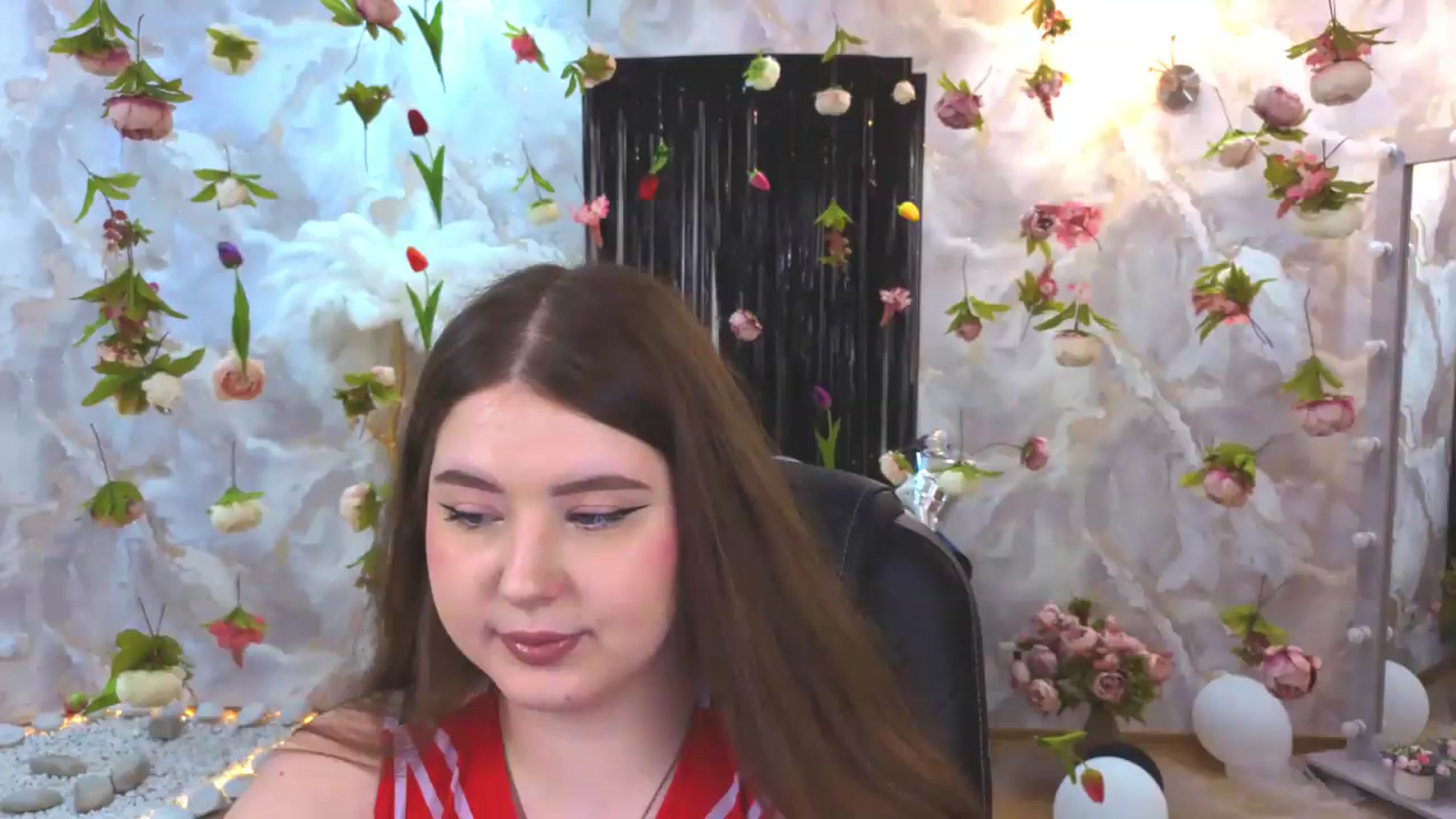Gallery image thumbnail from EnigmaVeil's myfreecams stream on, 08/09/2026, 22:13 image 15 of 20