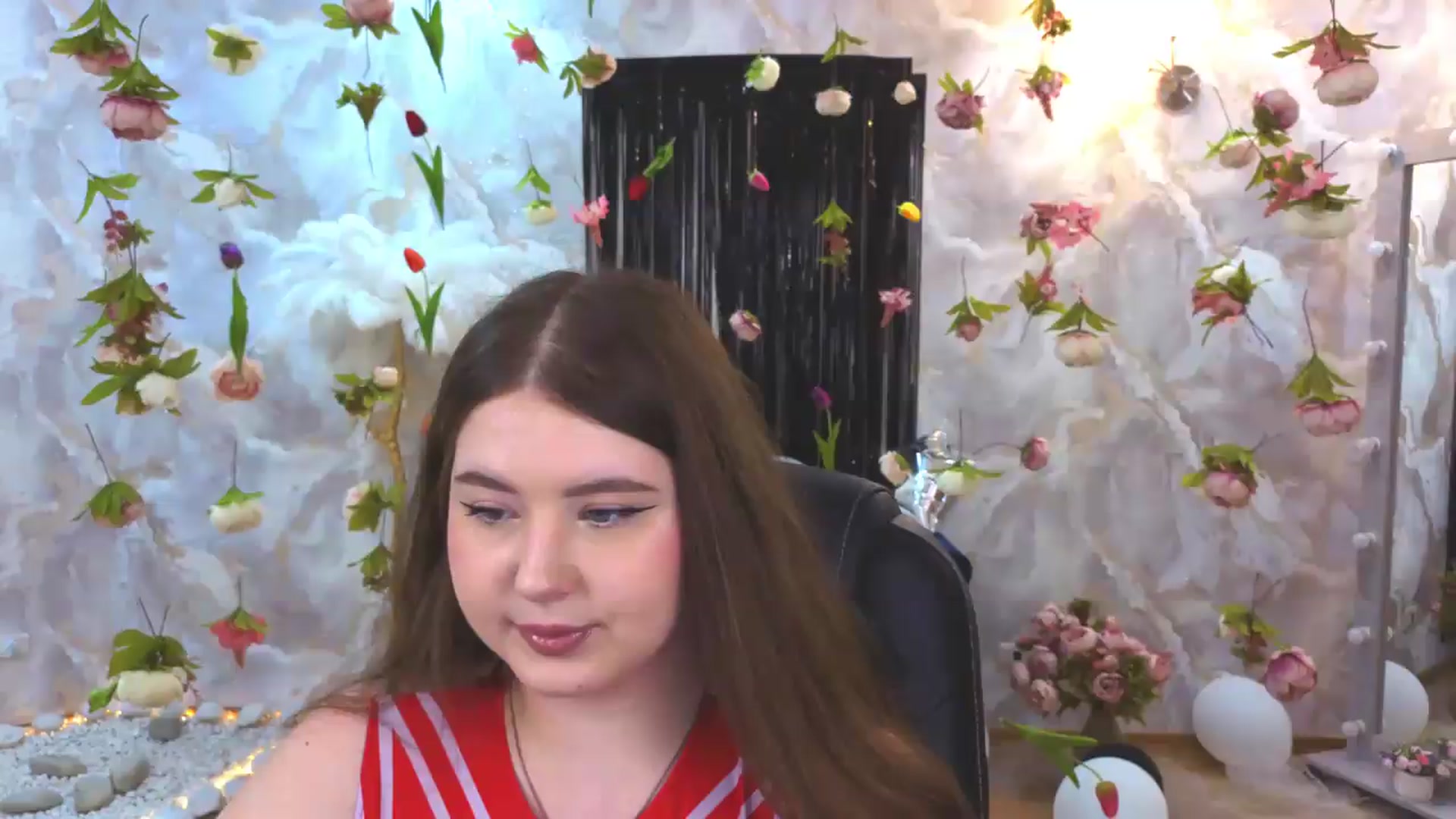 Gallery image thumbnail from EnigmaVeil's myfreecams stream on, 08/09/2026, 22:13 image 18 of 20