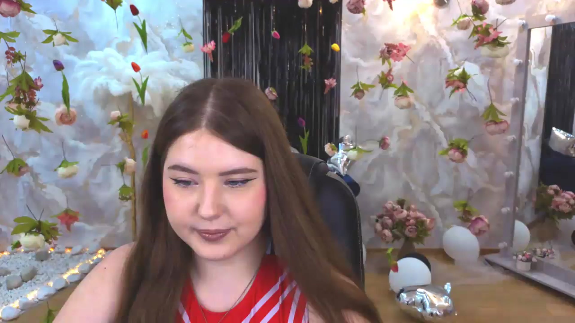 Gallery image thumbnail from EnigmaVeil's myfreecams stream on, 08/09/2026, 23:47 image 12 of 20