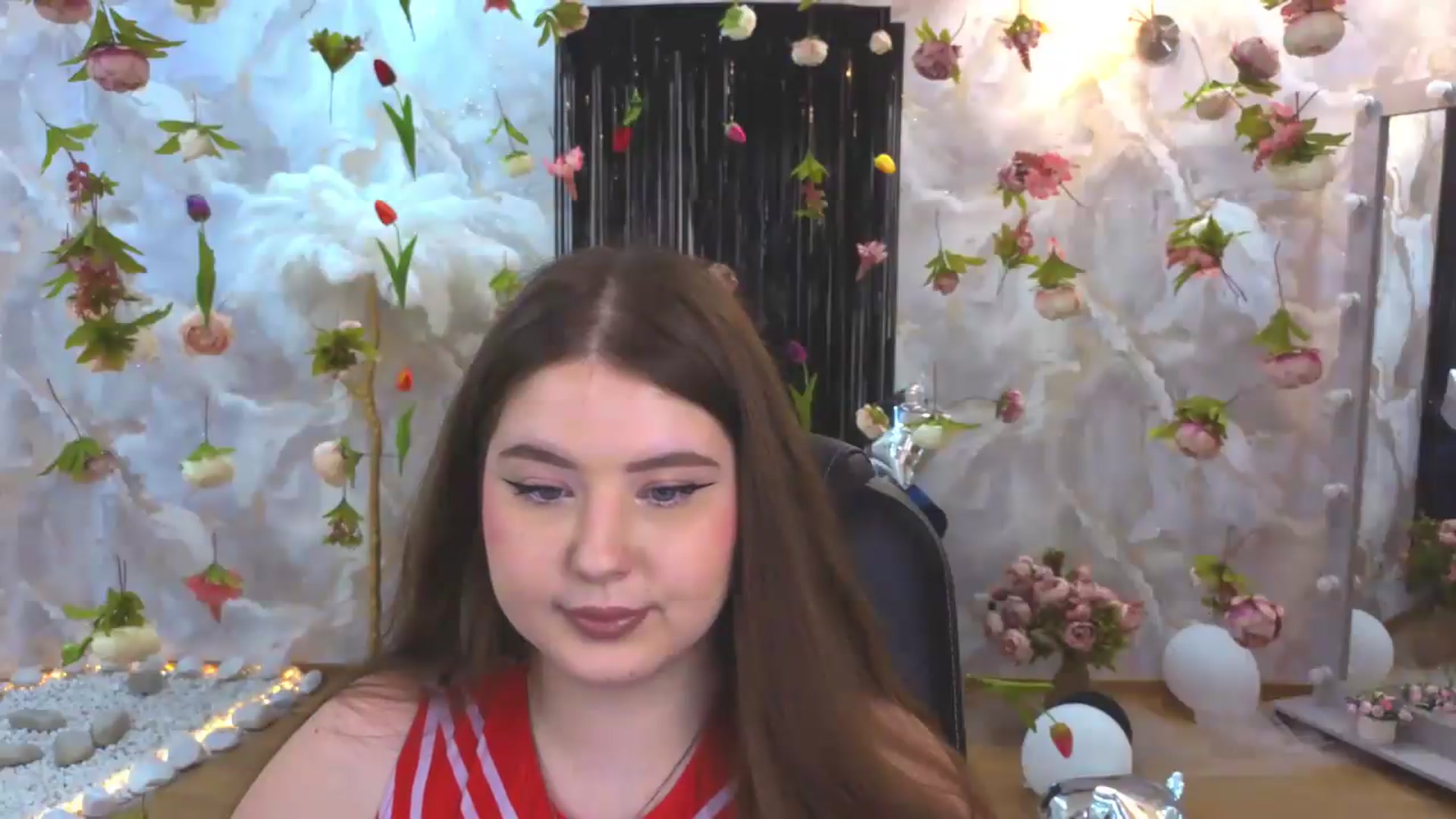 Gallery image thumbnail from EnigmaVeil's myfreecams stream on, 08/09/2026, 23:47 image 19 of 20