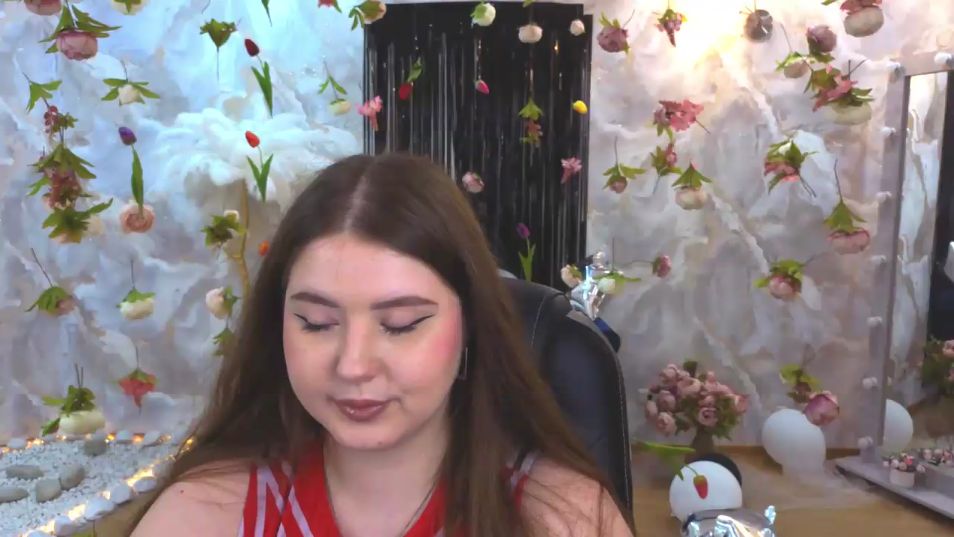 Gallery image thumbnail from EnigmaVeil's myfreecams stream on, 08/09/2026, 23:47 image 18 of 20