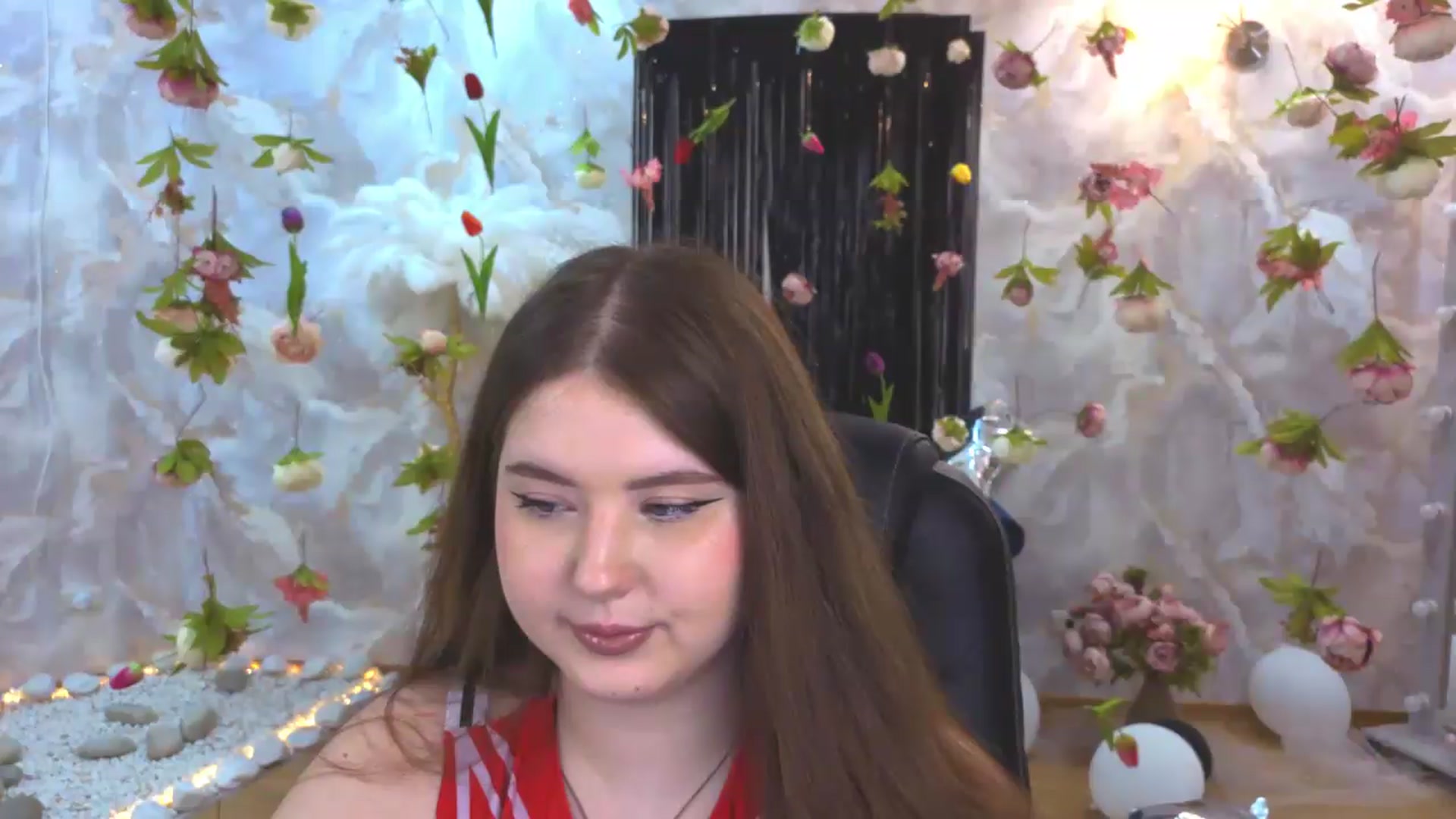 Gallery image thumbnail from EnigmaVeil's myfreecams stream on, 08/10/2026, 04:37 image 19 of 20