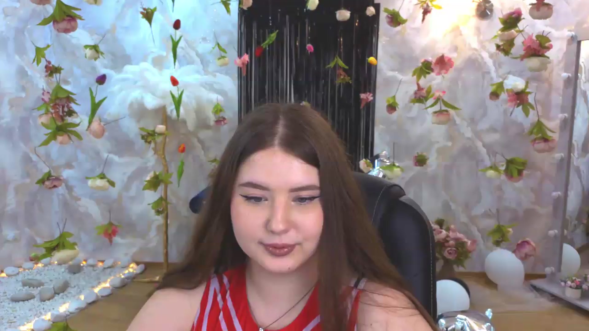 Gallery image thumbnail from EnigmaVeil's myfreecams stream on, 08/10/2026, 04:37 image 6 of 20