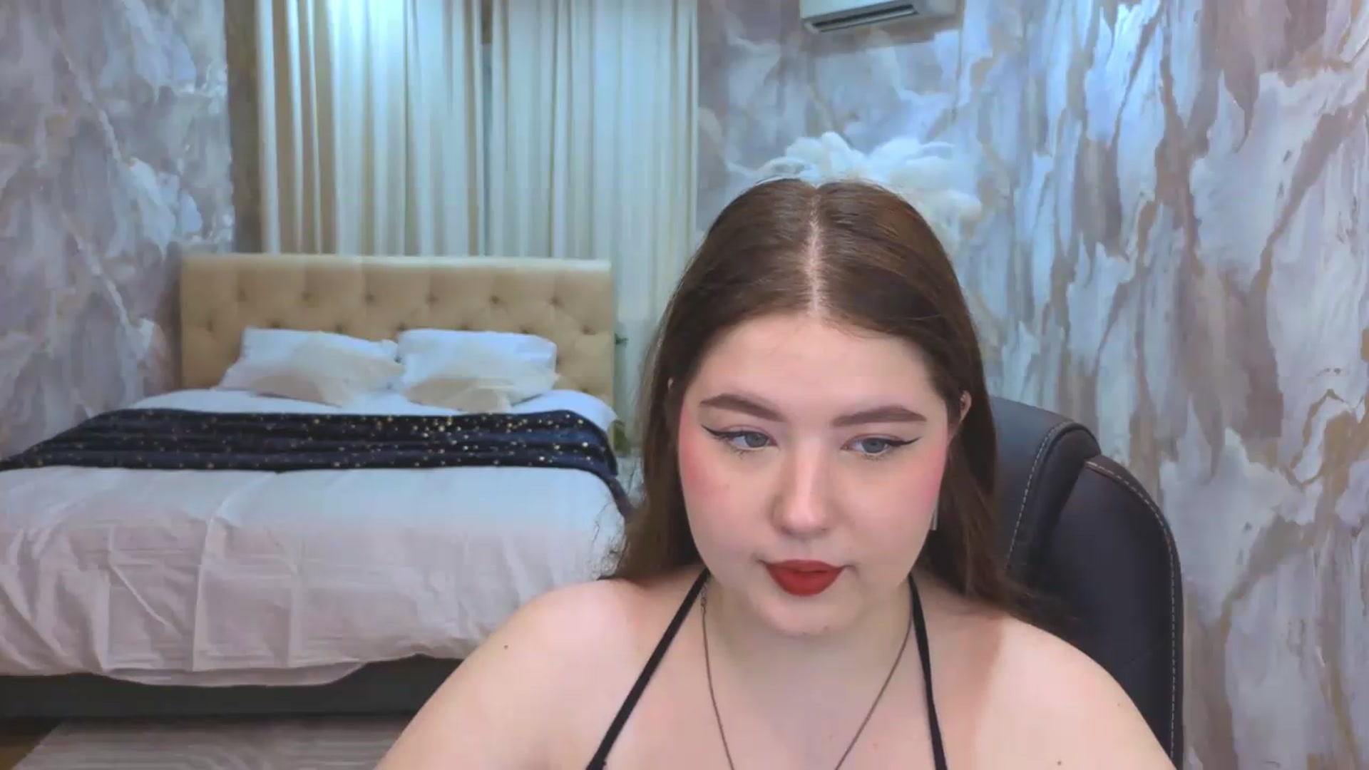Gallery image thumbnail from EnigmaVeil's myfreecams stream on, 08/12/2026, 03:39 image 13 of 20