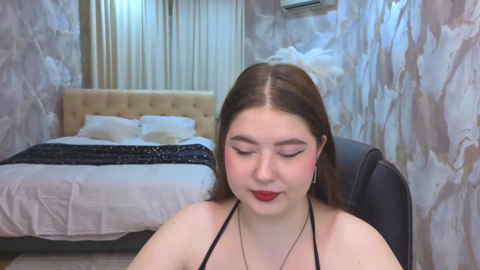 Gallery image thumbnail from EnigmaVeil's myfreecams stream on, 08/12/2026, 03:39 image 11 of 20