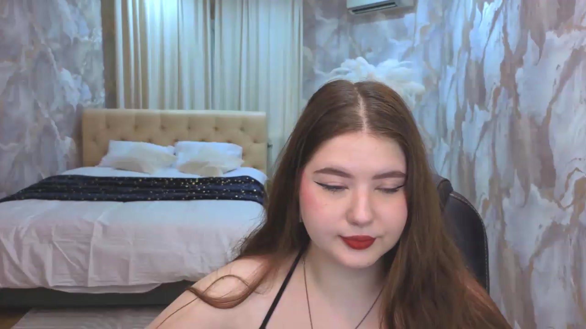 Gallery image thumbnail from EnigmaVeil's myfreecams stream on, 08/12/2026, 03:39 image 19 of 20