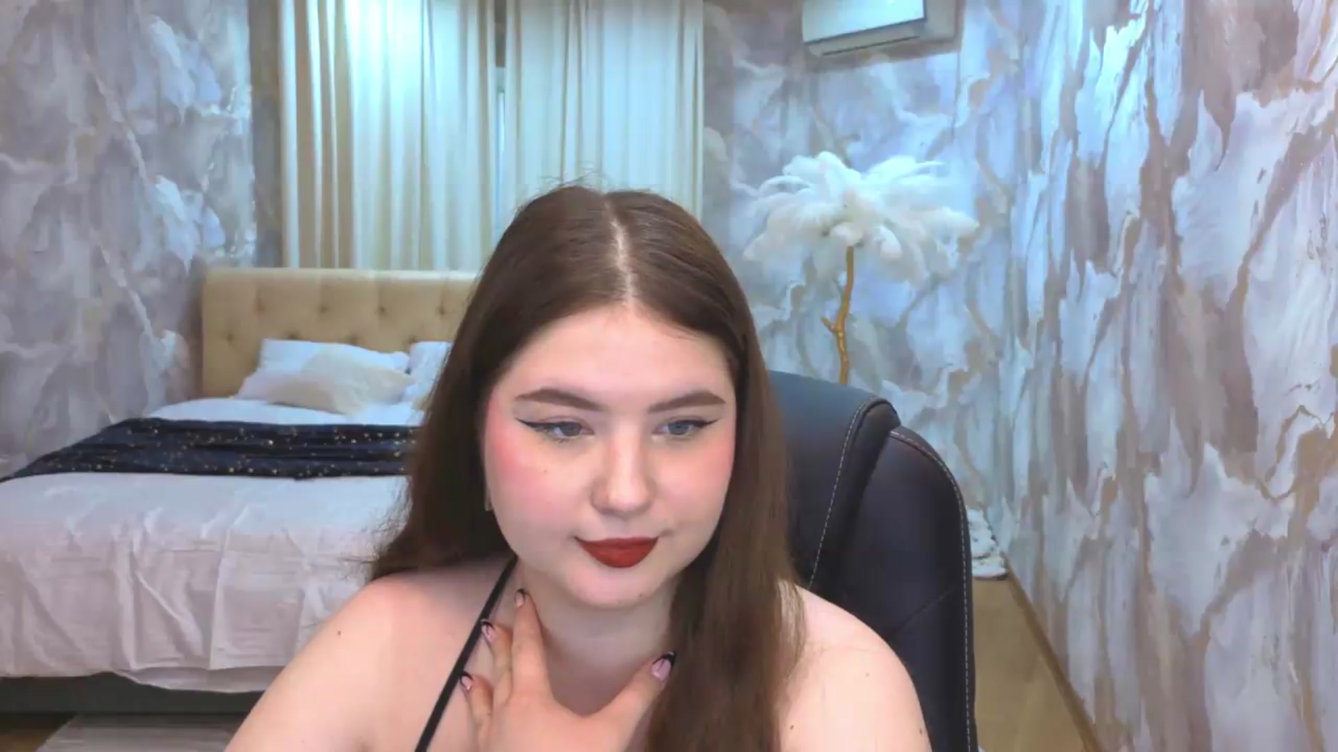 Gallery image thumbnail from EnigmaVeil's myfreecams stream on, 08/12/2026, 07:46 image 15 of 20