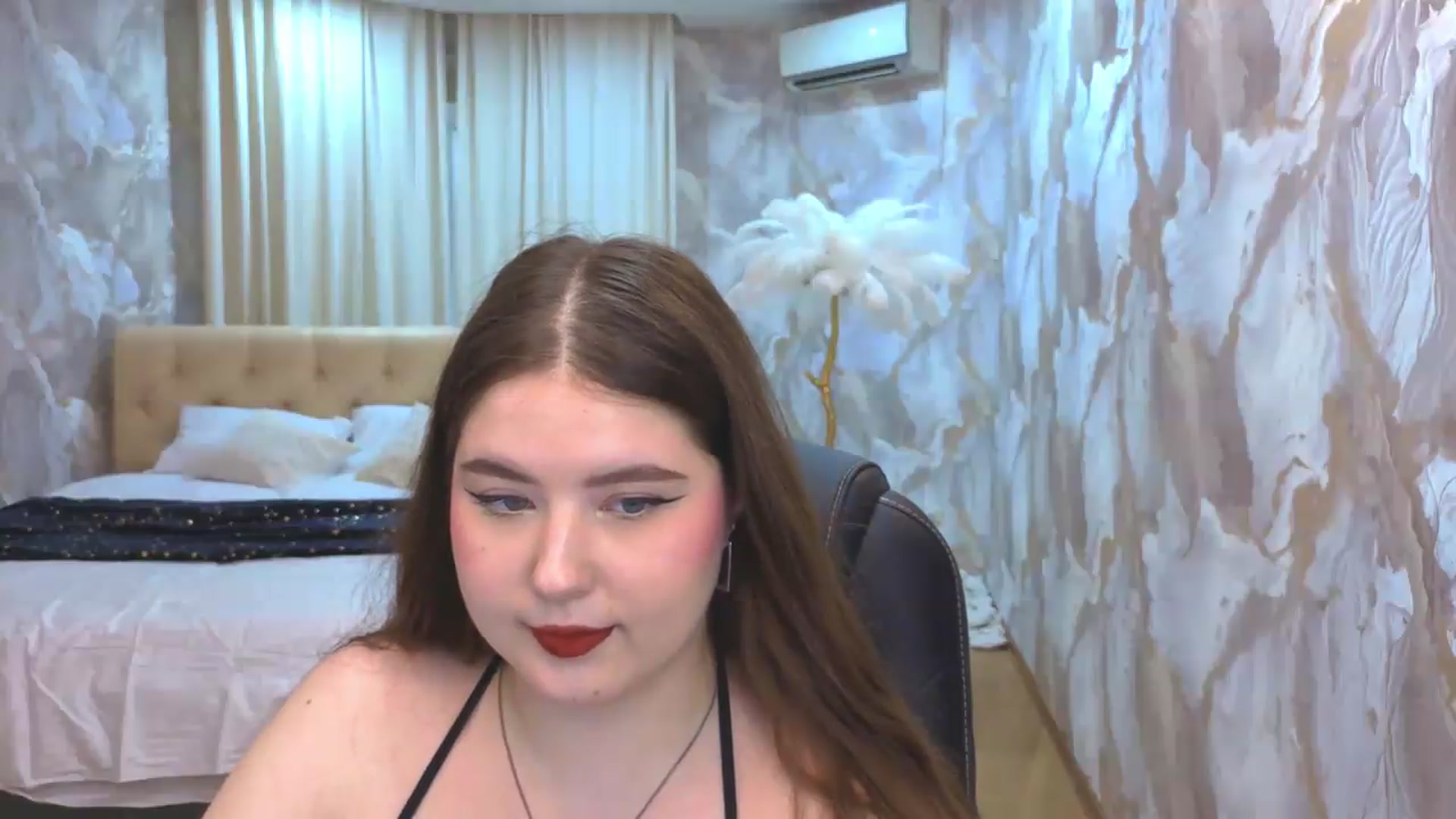 Gallery image thumbnail from EnigmaVeil's myfreecams stream on, 08/12/2026, 07:46 image 7 of 20