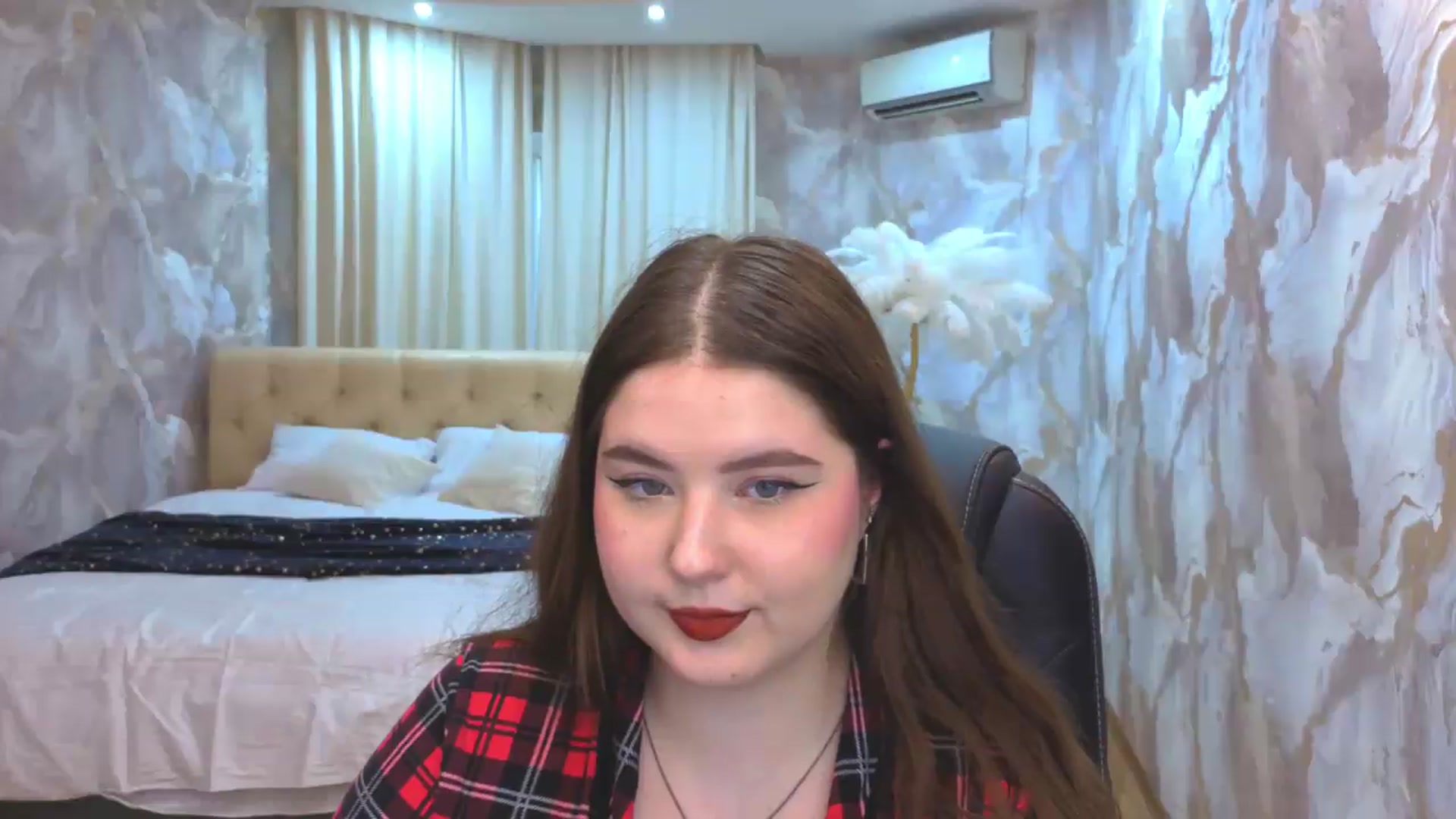 Gallery image thumbnail from EnigmaVeil's myfreecams stream on, 08/12/2026, 07:46 image 19 of 20