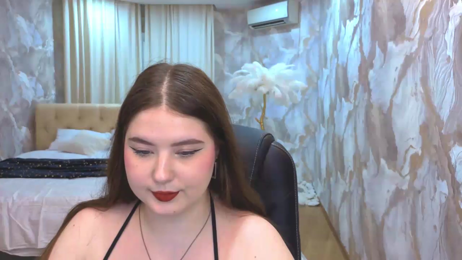 Gallery image thumbnail from EnigmaVeil's myfreecams stream on, 08/12/2026, 07:46 image 5 of 20