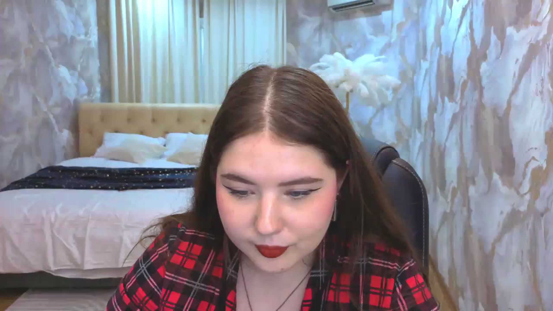 Gallery image thumbnail from EnigmaVeil's myfreecams stream on, 08/12/2026, 08:46 image 12 of 20