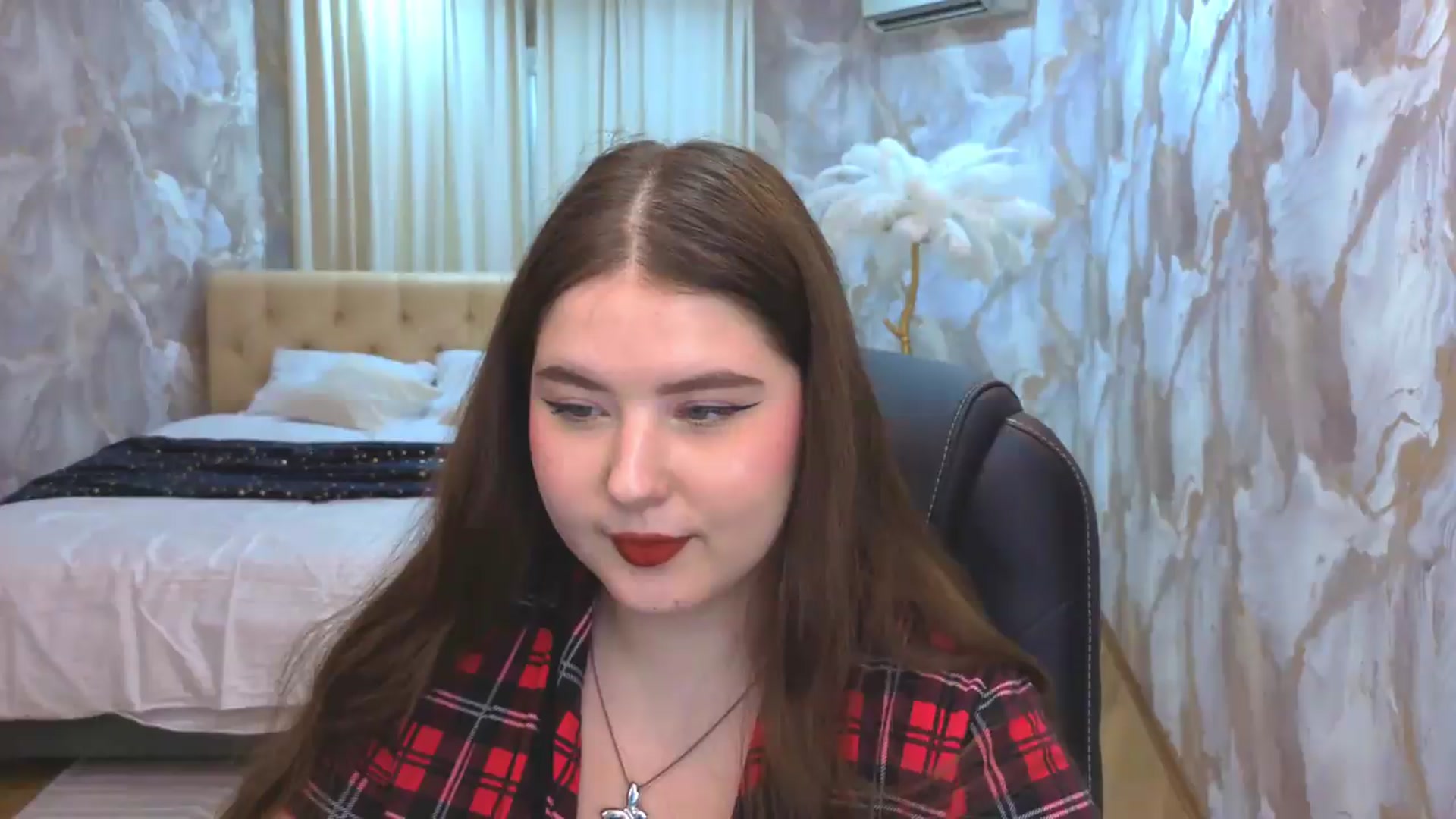 Gallery image thumbnail from EnigmaVeil's myfreecams stream on, 08/12/2026, 08:46 image 13 of 20