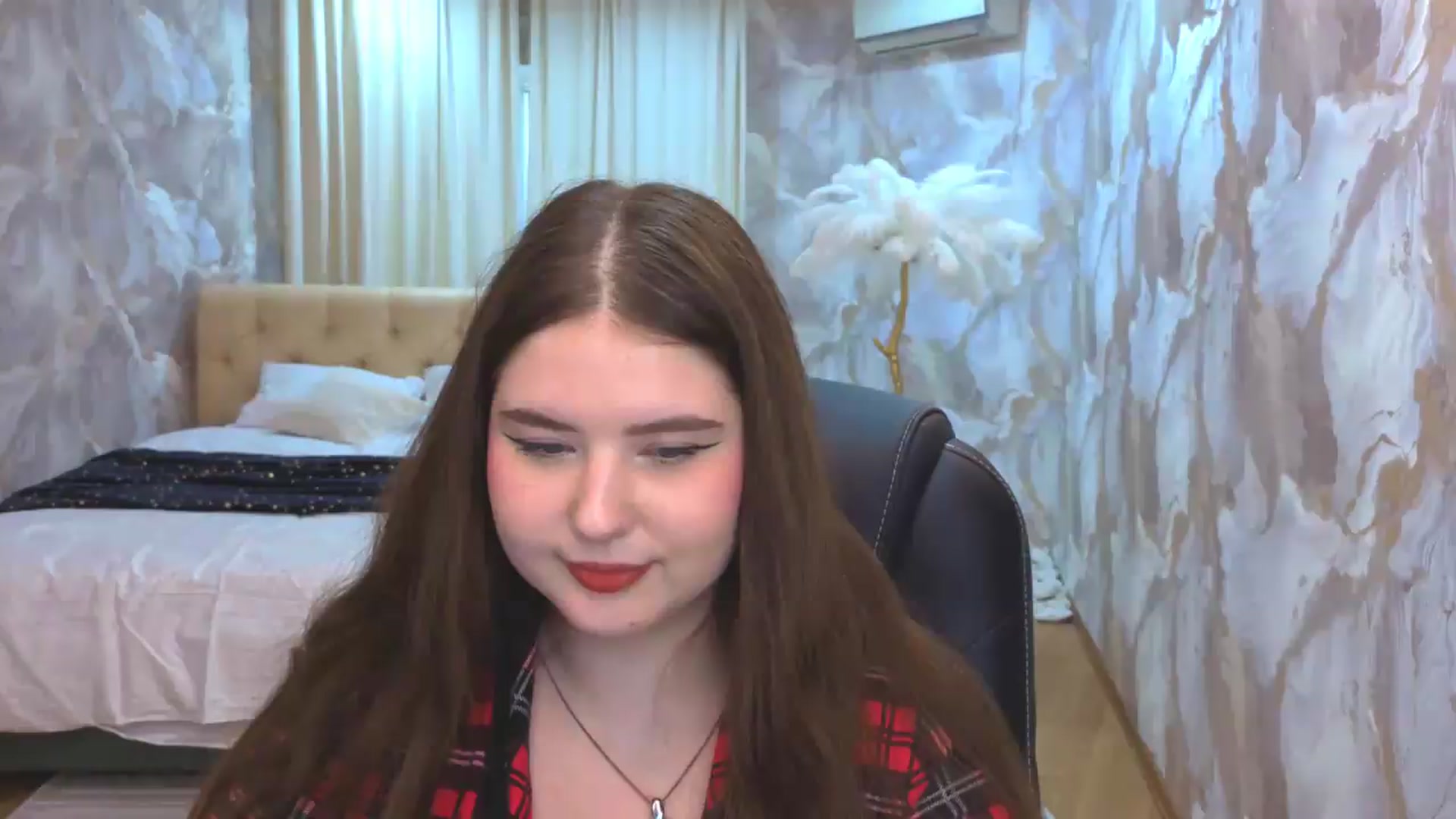 Gallery image thumbnail from EnigmaVeil's myfreecams stream on, 08/12/2026, 09:39 image 16 of 20