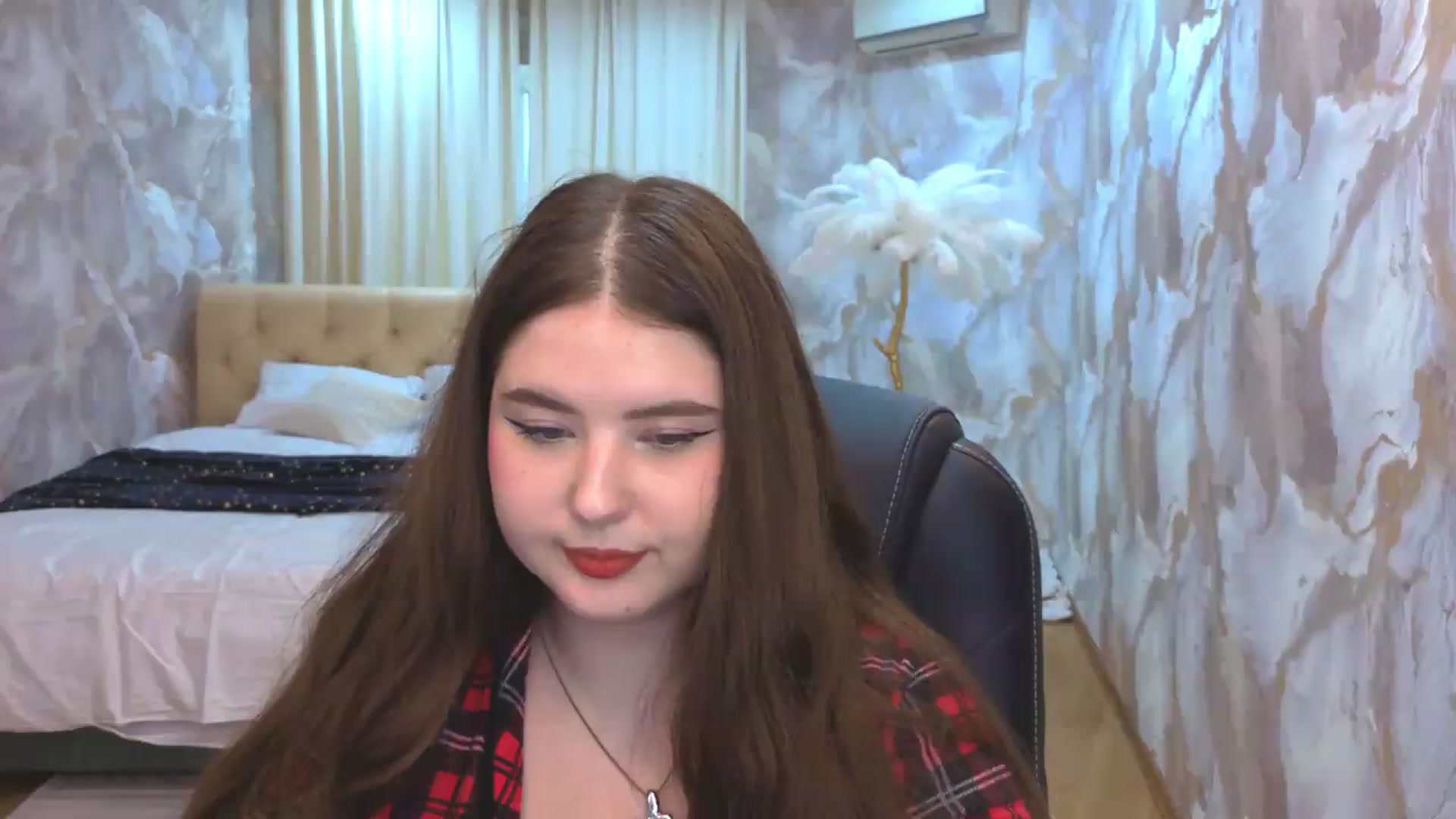 Gallery image thumbnail from EnigmaVeil's myfreecams stream on, 08/12/2026, 09:39 image 10 of 20