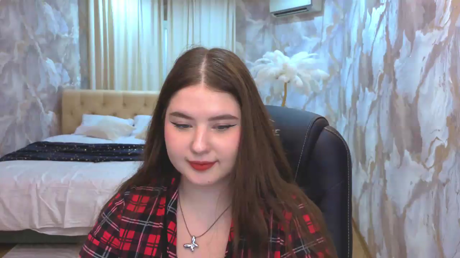 Gallery image thumbnail from EnigmaVeil's myfreecams stream on, 08/12/2026, 09:39 image 7 of 20