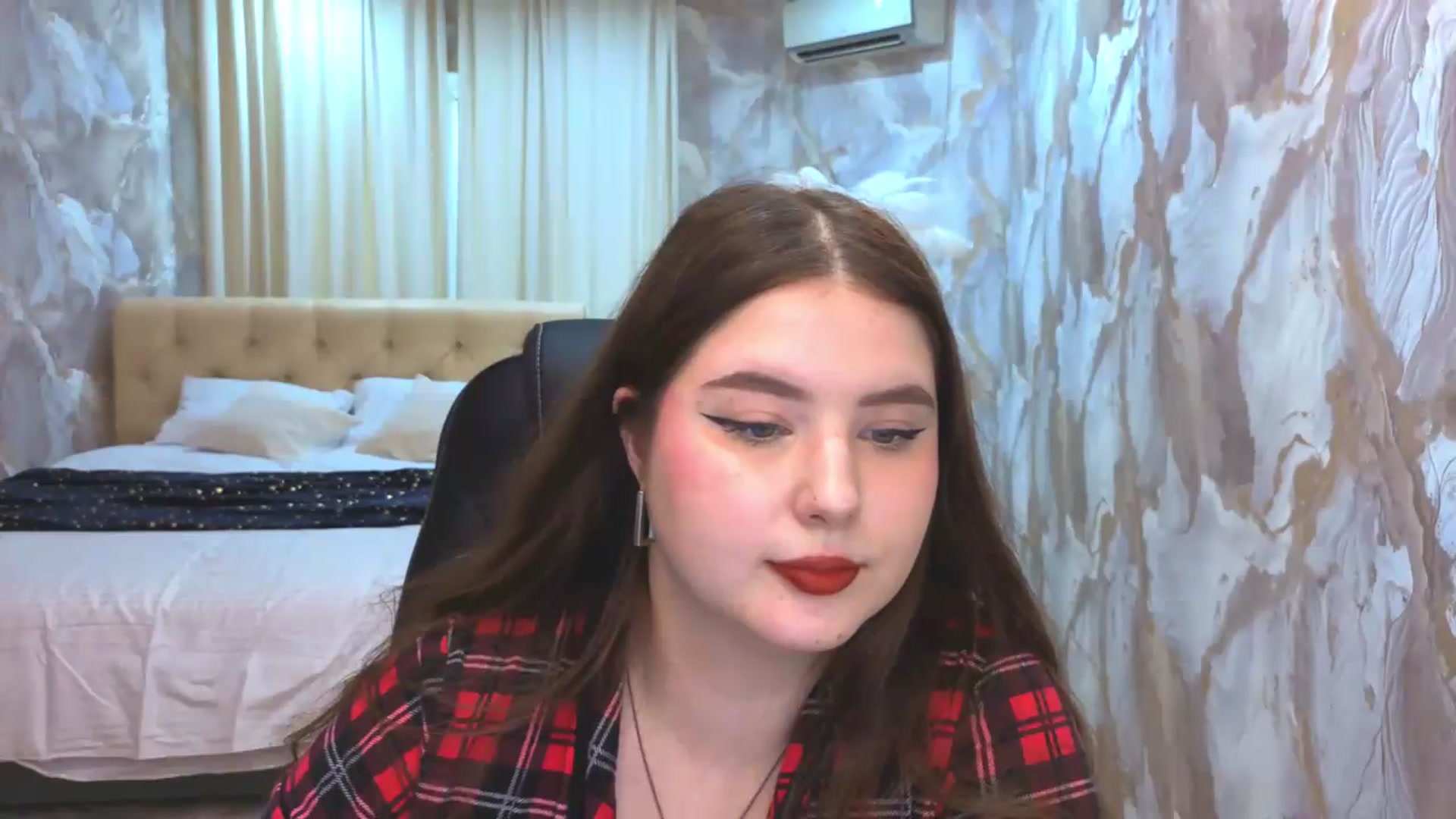 Gallery image thumbnail from EnigmaVeil's myfreecams stream on, 08/12/2026, 10:19 image 13 of 20
