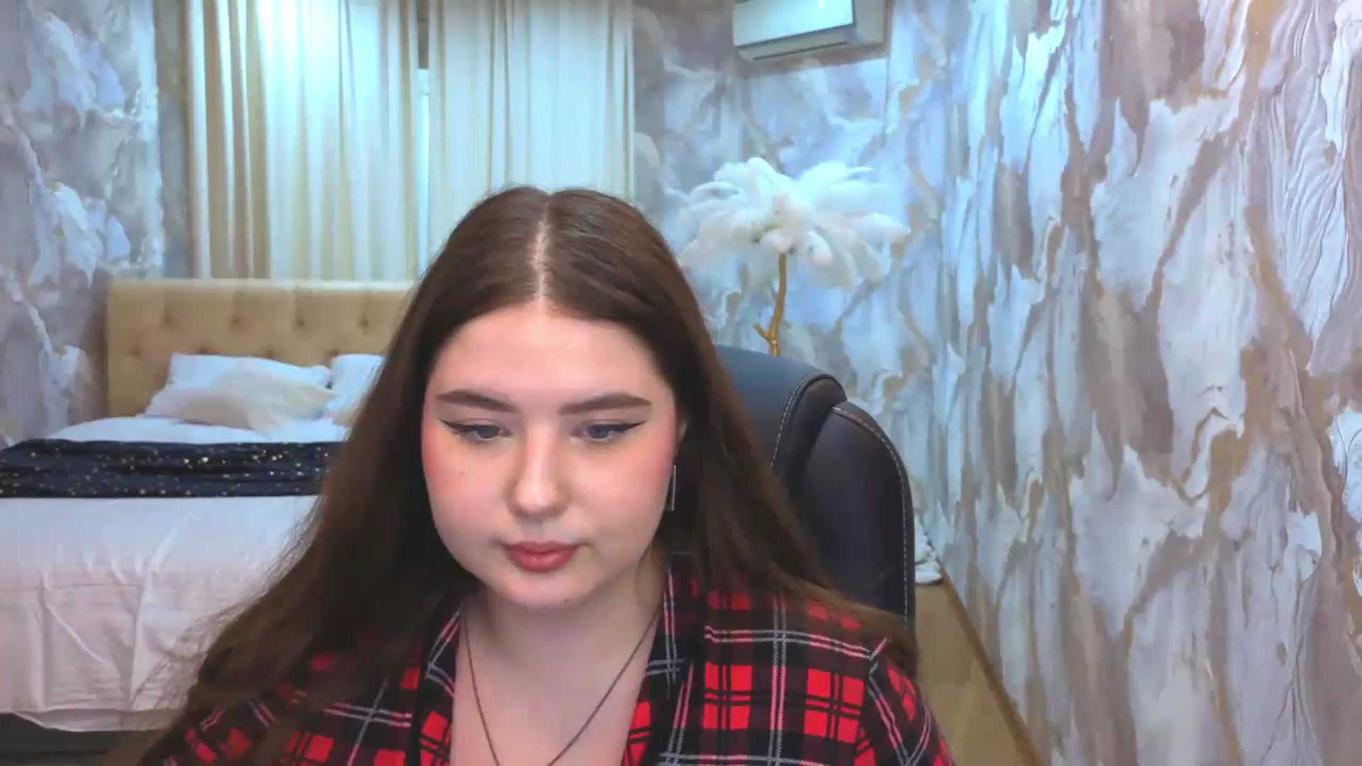 Gallery image thumbnail from EnigmaVeil's myfreecams stream on, 08/12/2026, 10:19 image 3 of 20
