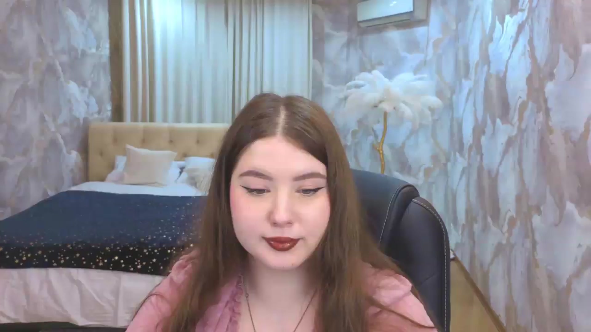 Gallery image thumbnail from EnigmaVeil's myfreecams stream on, 08/15/2026, 24:58 image 20 of 20