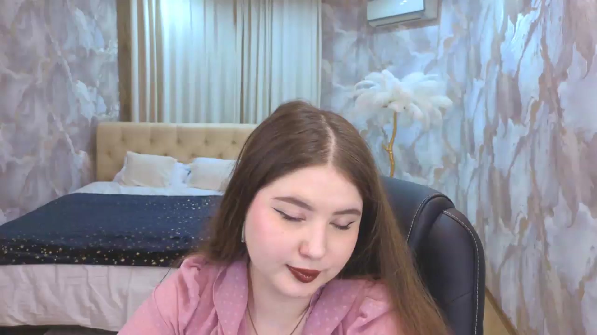 Gallery image thumbnail from EnigmaVeil's myfreecams stream on, 08/15/2026, 01:45 image 6 of 20