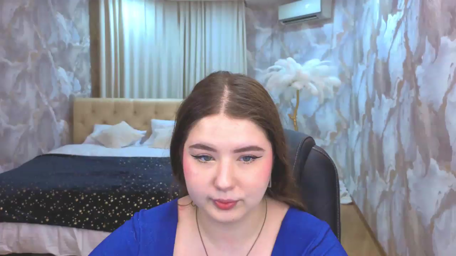 Gallery image thumbnail from EnigmaVeil's myfreecams stream on, 08/15/2026, 19:23 image 1 of 20