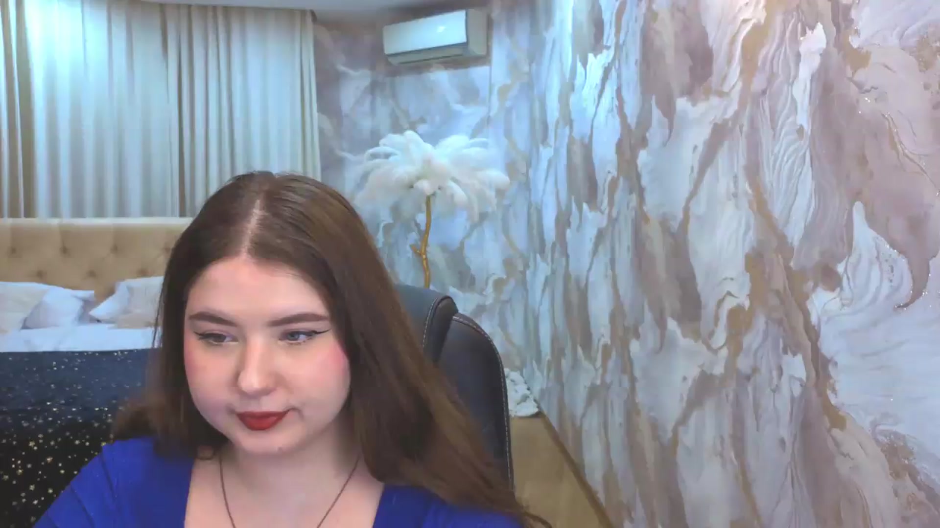 Gallery image thumbnail from EnigmaVeil's myfreecams stream on, 08/15/2026, 21:46 image 16 of 20
