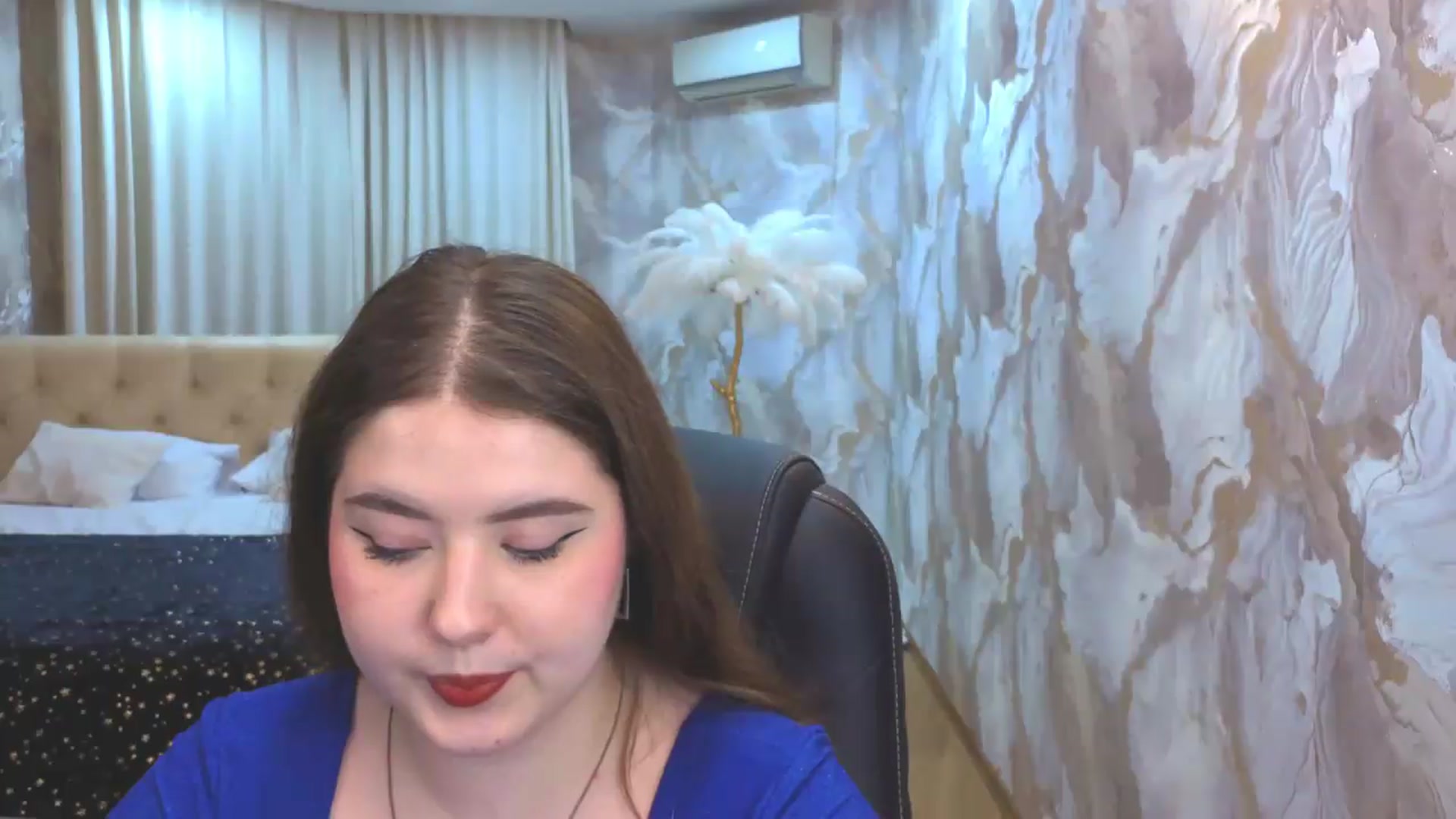 Gallery image thumbnail from EnigmaVeil's myfreecams stream on, 08/15/2026, 21:46 image 7 of 20