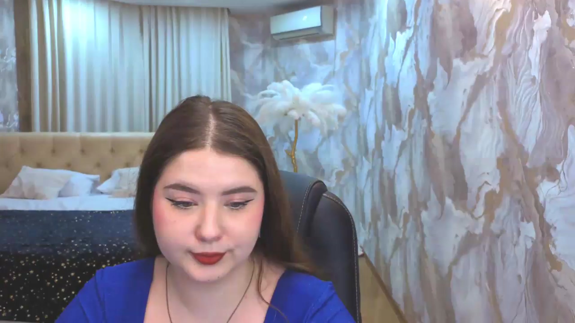 Gallery image thumbnail from EnigmaVeil's myfreecams stream on, 08/15/2026, 21:46 image 6 of 20