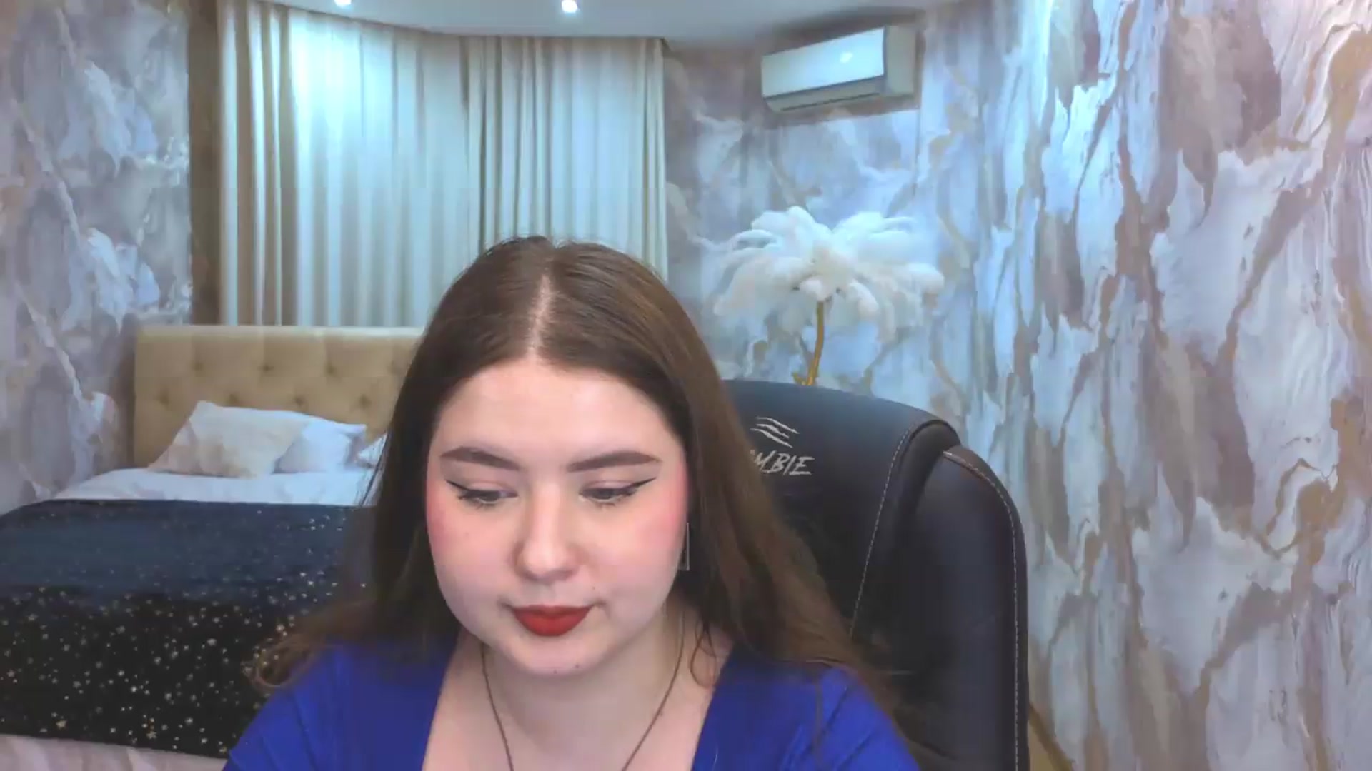 Gallery image thumbnail from EnigmaVeil's myfreecams stream on, 08/15/2026, 22:17 image 17 of 20