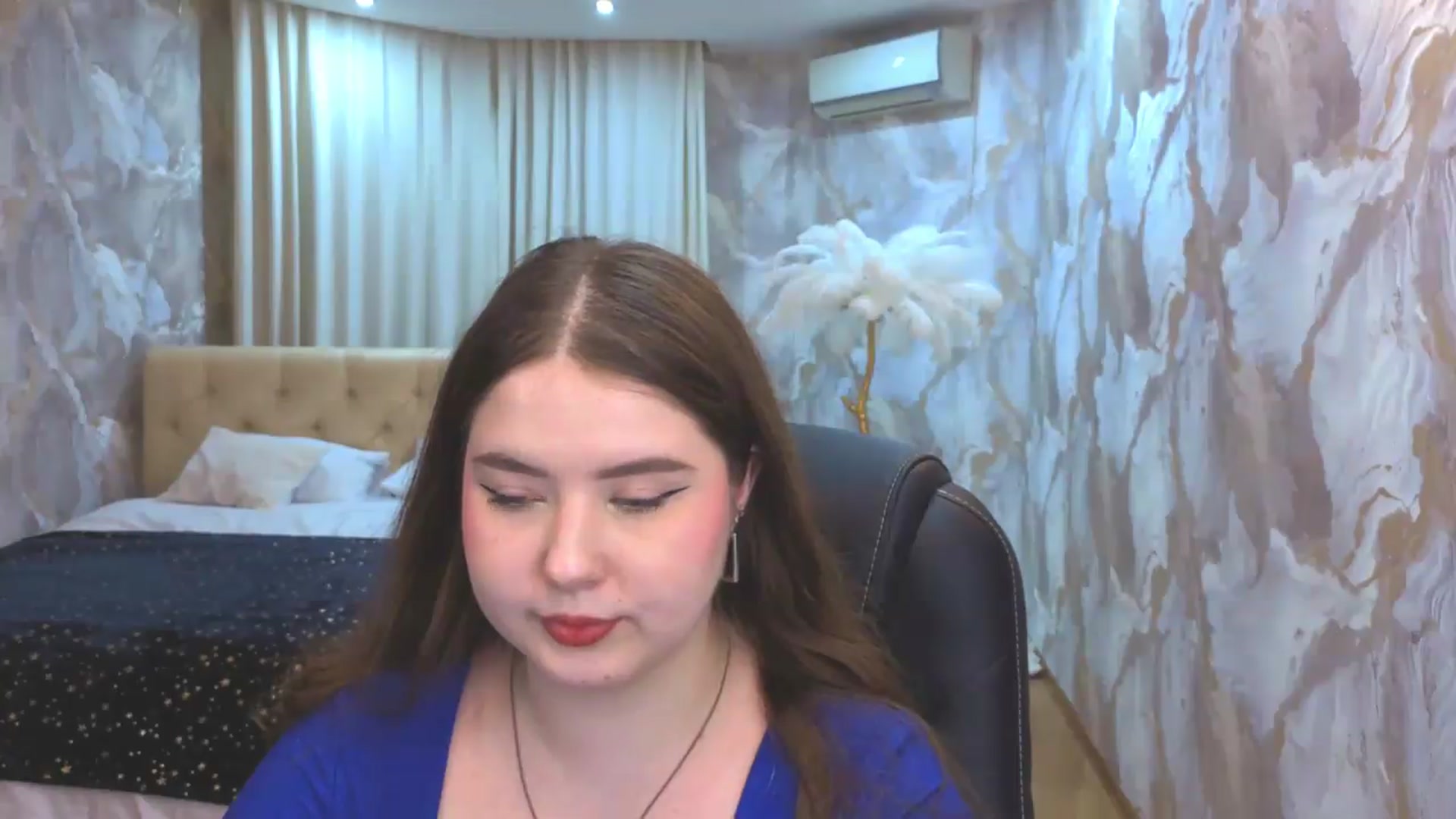 Gallery image thumbnail from EnigmaVeil's myfreecams stream on, 08/15/2026, 22:17 image 5 of 20