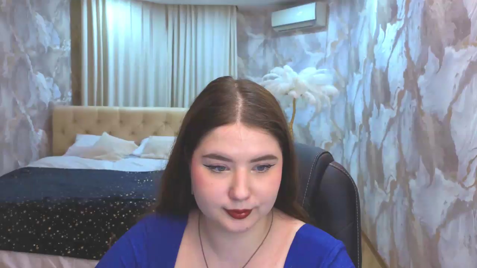 Gallery image thumbnail from EnigmaVeil's myfreecams stream on, 08/15/2026, 23:45 image 7 of 20