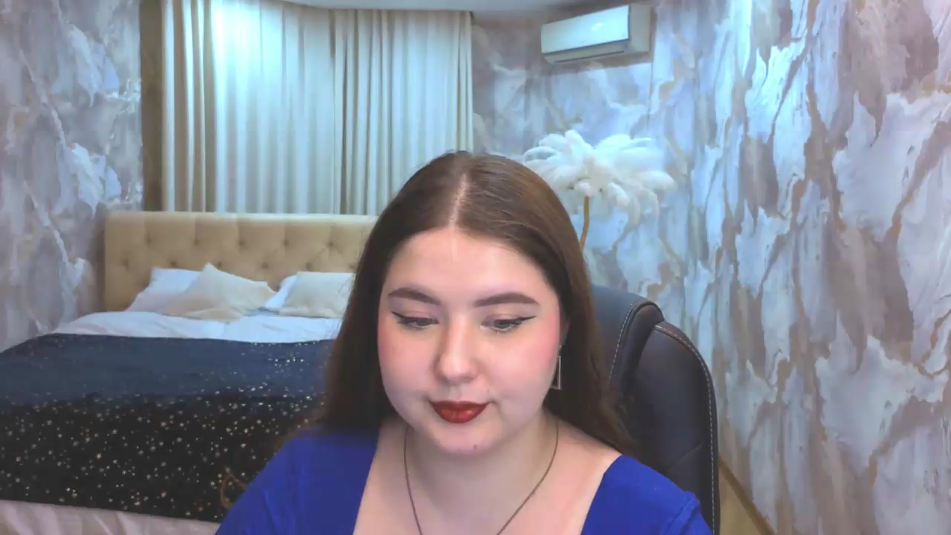 Gallery image thumbnail from EnigmaVeil's myfreecams stream on, 08/15/2026, 23:45 image 8 of 20