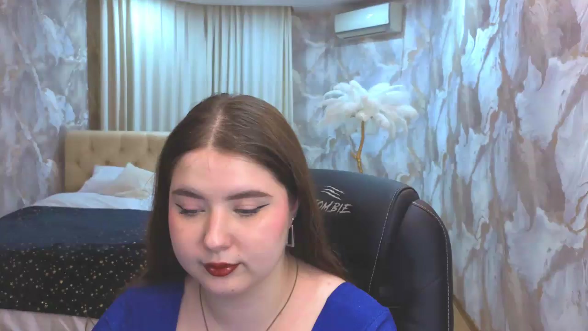 Gallery image thumbnail from EnigmaVeil's myfreecams stream on, 08/15/2026, 23:45 image 6 of 20