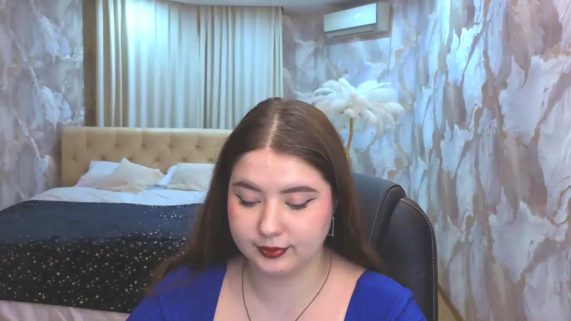 Gallery image thumbnail from EnigmaVeil's myfreecams stream on, 08/15/2026, 23:45 image 20 of 20