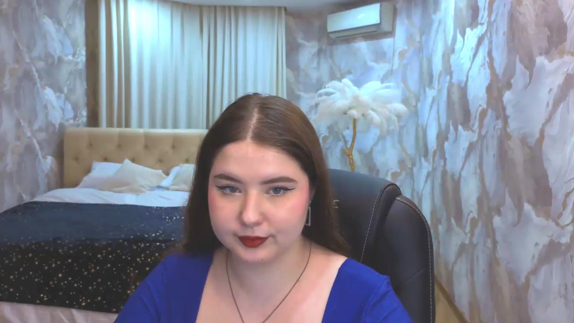 Gallery image thumbnail from EnigmaVeil's myfreecams stream on, 08/15/2026, 23:45 image 2 of 20