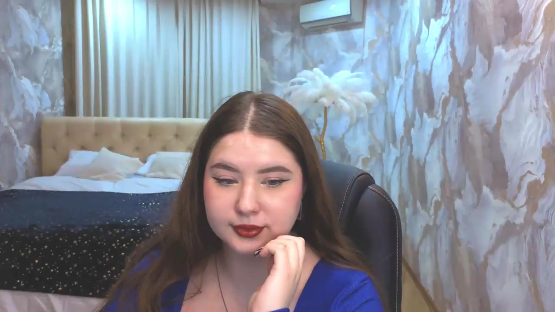 Gallery image thumbnail from EnigmaVeil's myfreecams stream on, 08/16/2026, 01:00 image 5 of 20