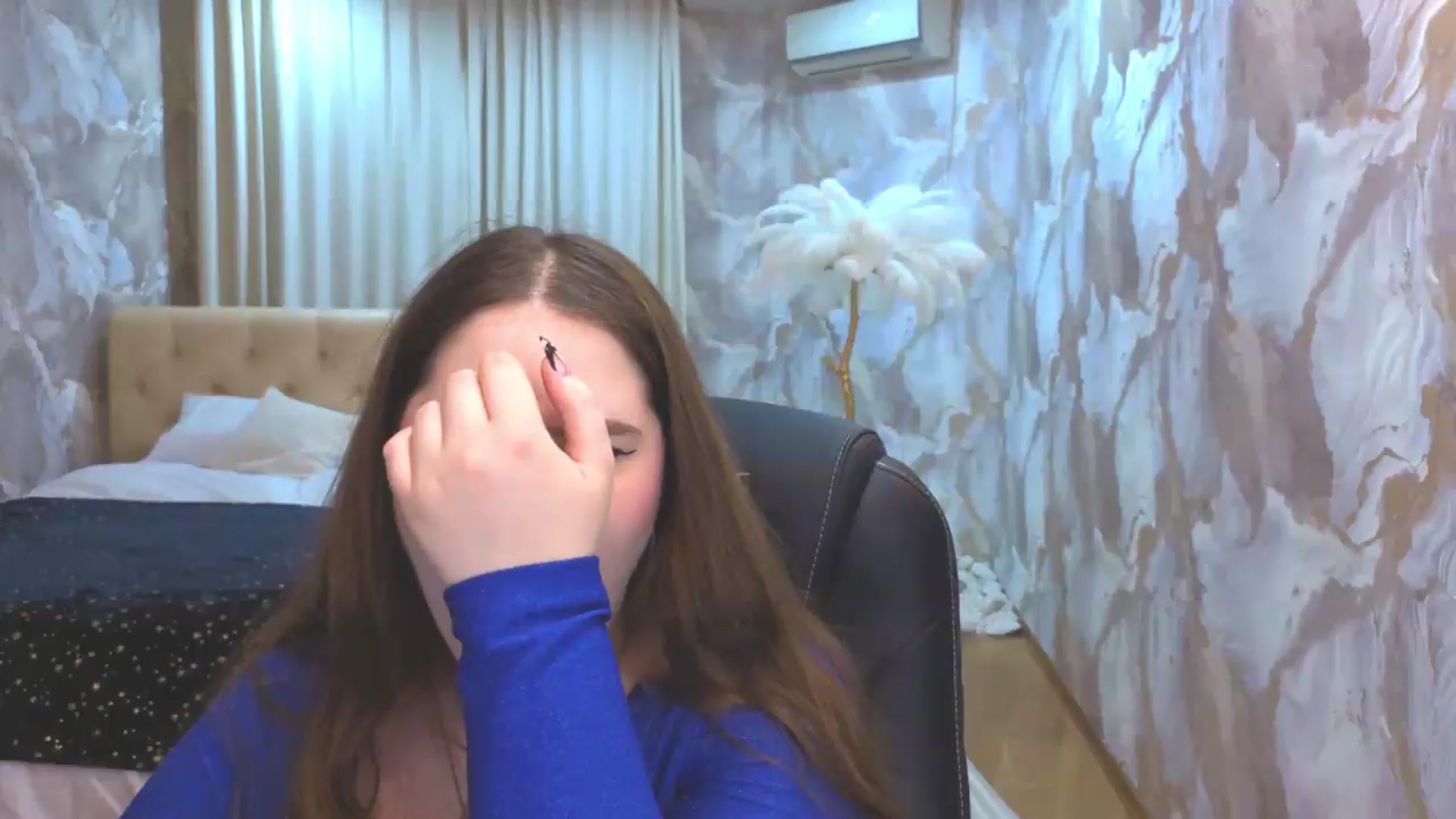 Gallery image thumbnail from EnigmaVeil's myfreecams stream on, 08/16/2026, 01:00 image 19 of 20