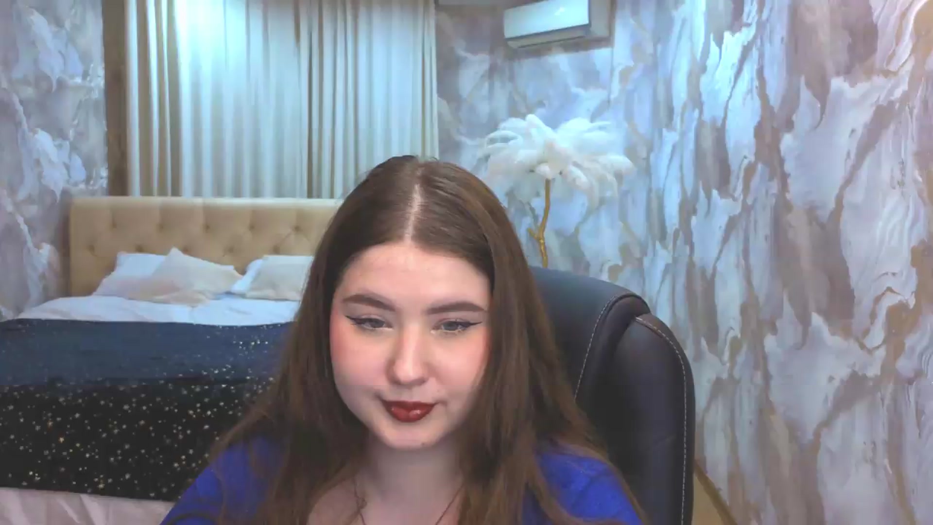Gallery image thumbnail from EnigmaVeil's myfreecams stream on, 08/16/2026, 01:00 image 16 of 20