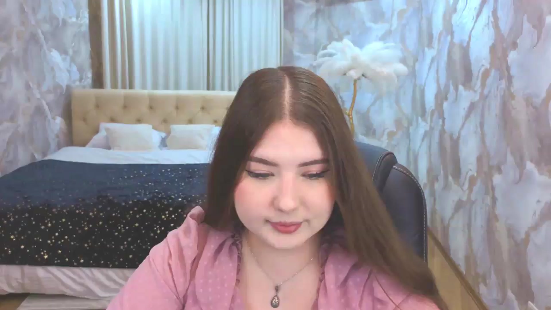 Gallery image thumbnail from EnigmaVeil's myfreecams stream on, 09/10/2026, 20:51 image 16 of 20