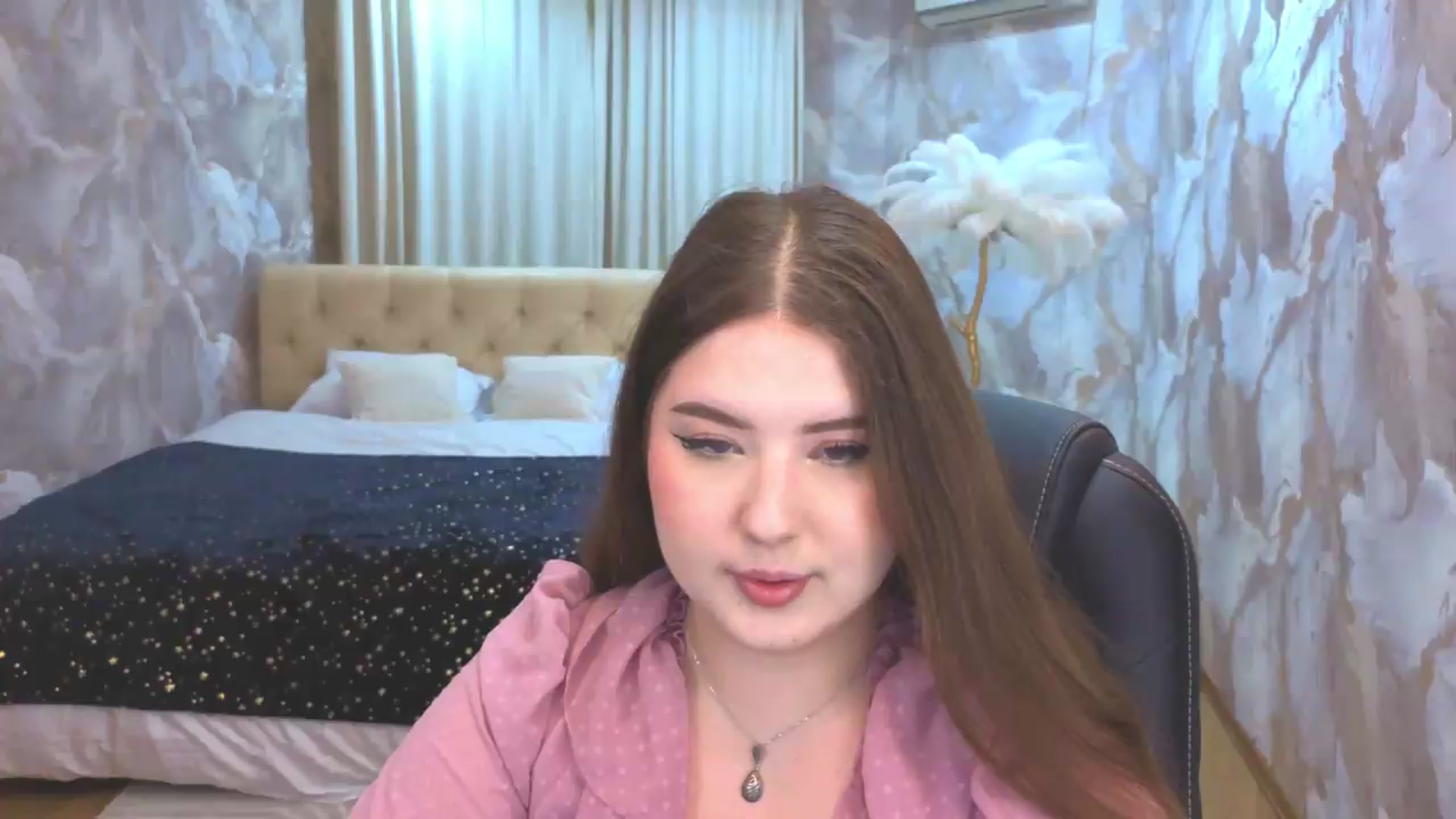 Gallery image thumbnail from EnigmaVeil's myfreecams stream on, 09/10/2026, 23:47 image 8 of 20