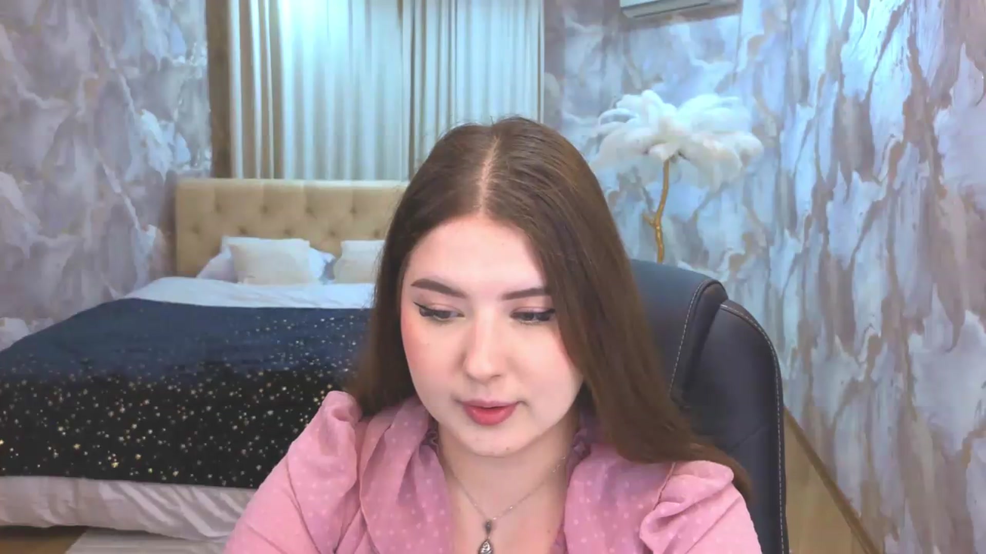 Gallery image thumbnail from EnigmaVeil's myfreecams stream on, 09/10/2026, 23:47 image 6 of 20