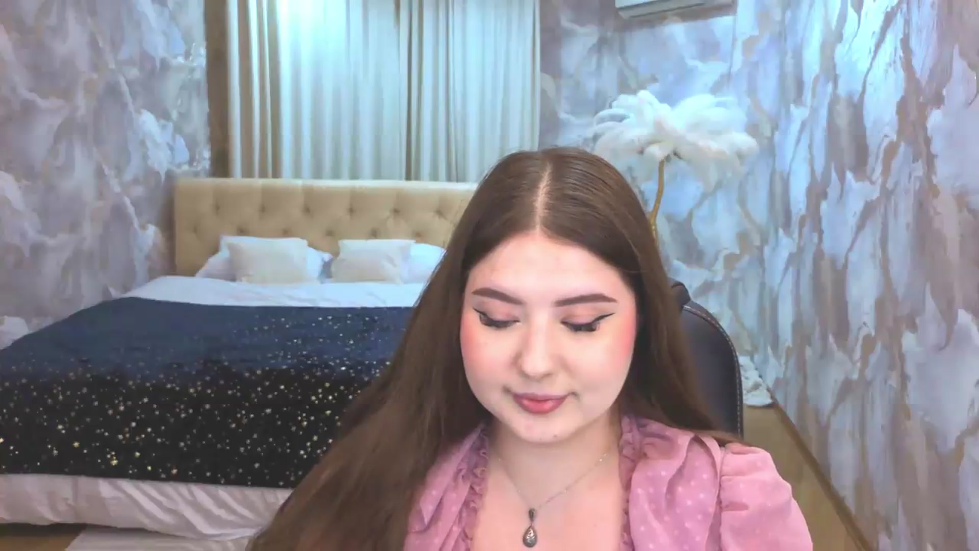 Gallery image thumbnail from EnigmaVeil's myfreecams stream on, 09/10/2026, 23:47 image 15 of 20