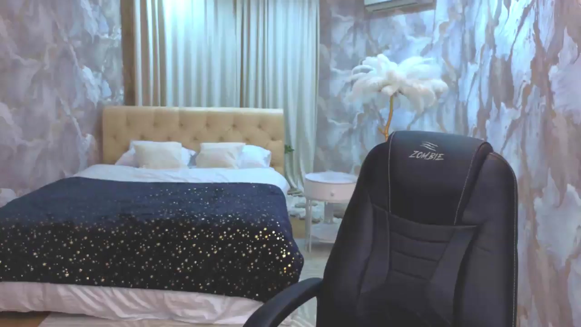 Gallery image thumbnail from EnigmaVeil's myfreecams stream on, 09/10/2026, 23:47 image 10 of 20