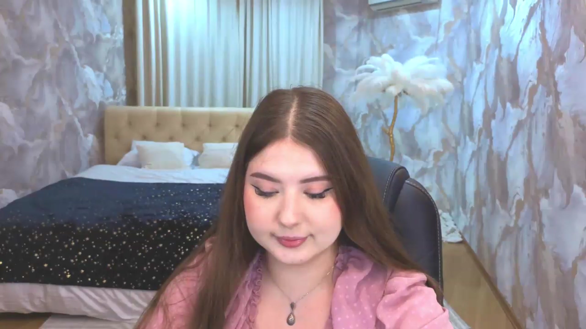 Gallery image thumbnail from EnigmaVeil's myfreecams stream on, 09/10/2026, 23:47 image 16 of 20