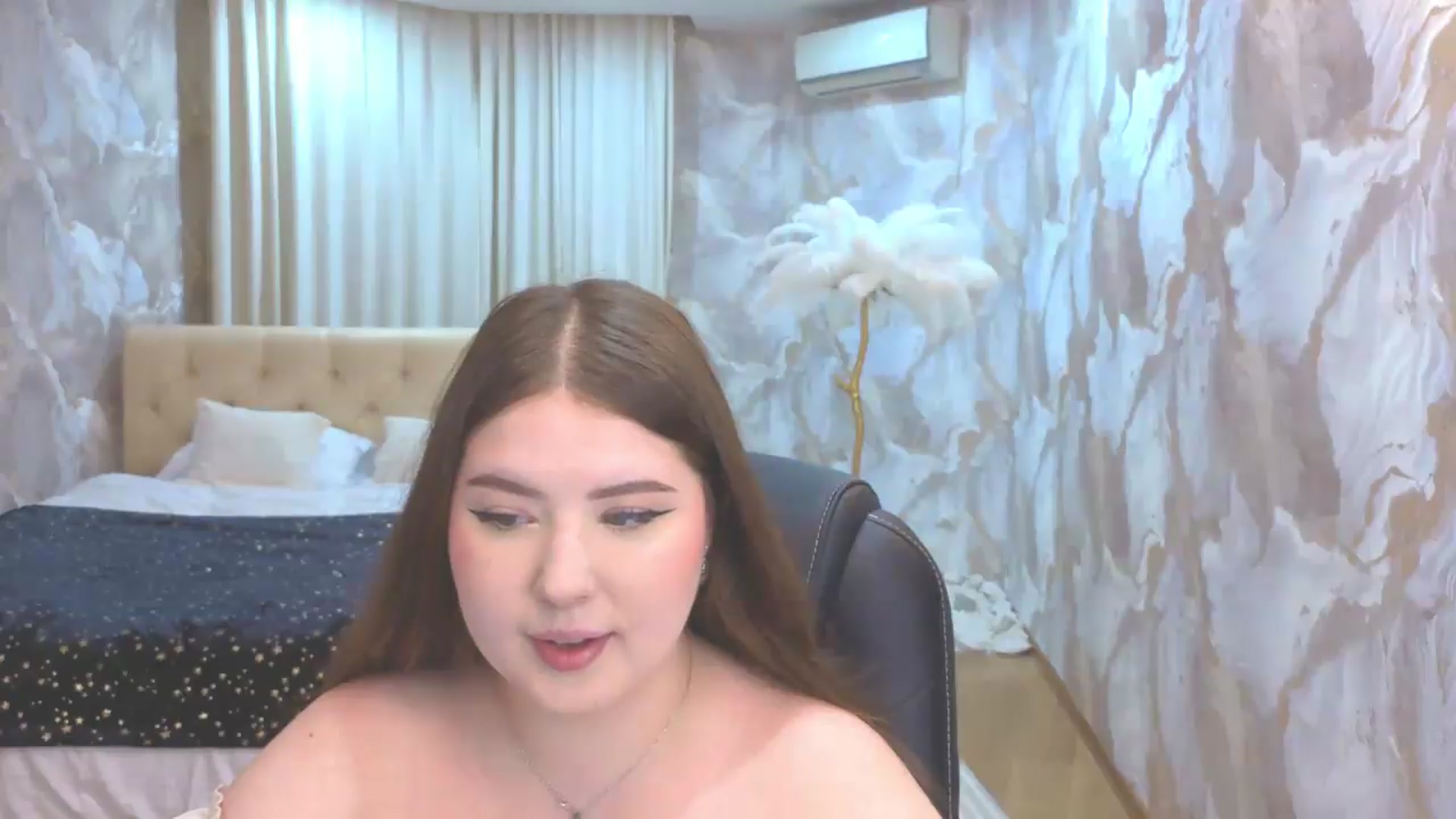 Gallery image thumbnail from EnigmaVeil's myfreecams stream on, 09/11/2026, 19:46 image 12 of 20