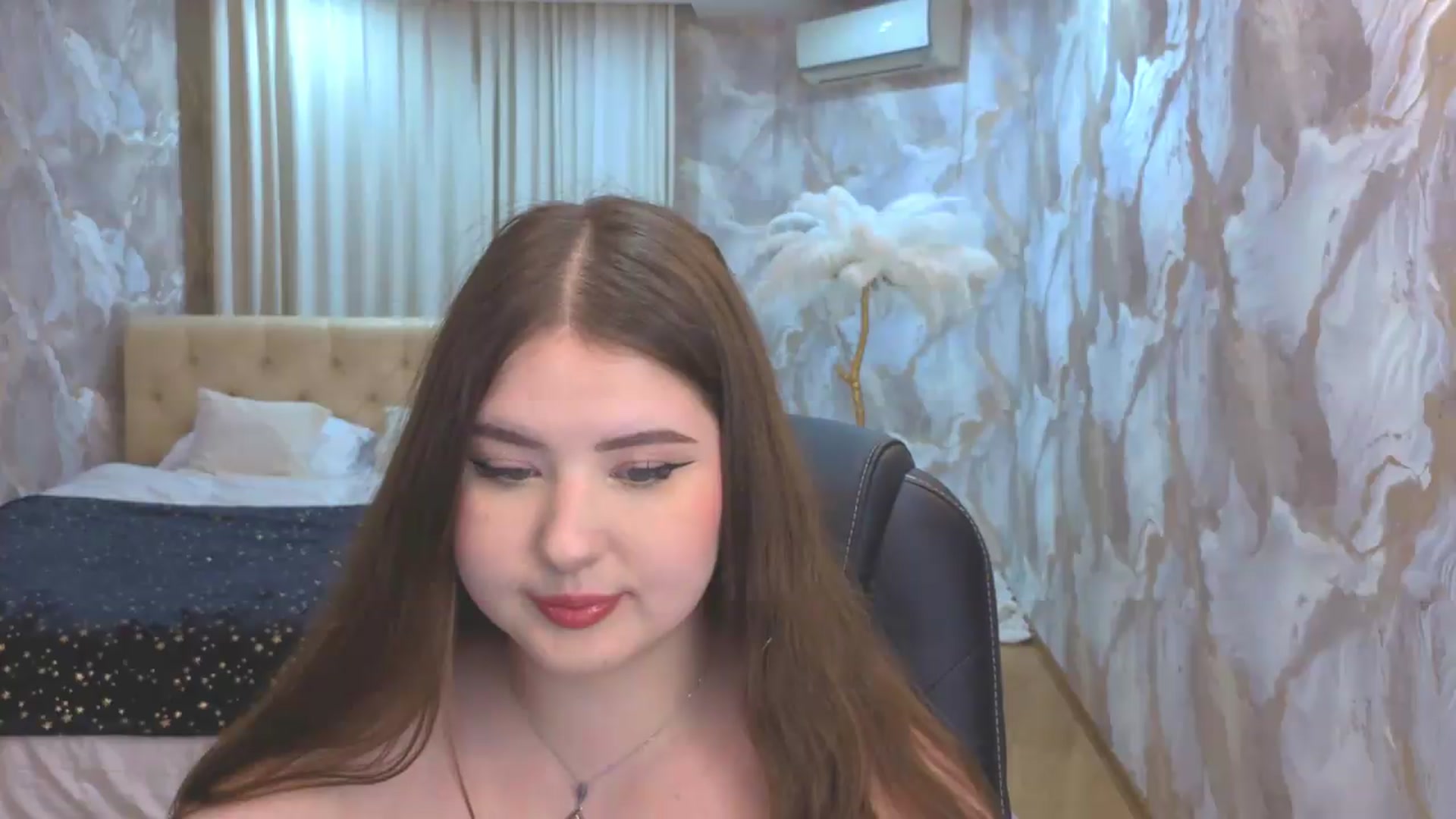 Gallery image thumbnail from EnigmaVeil's myfreecams stream on, 09/11/2026, 21:35 image 4 of 20