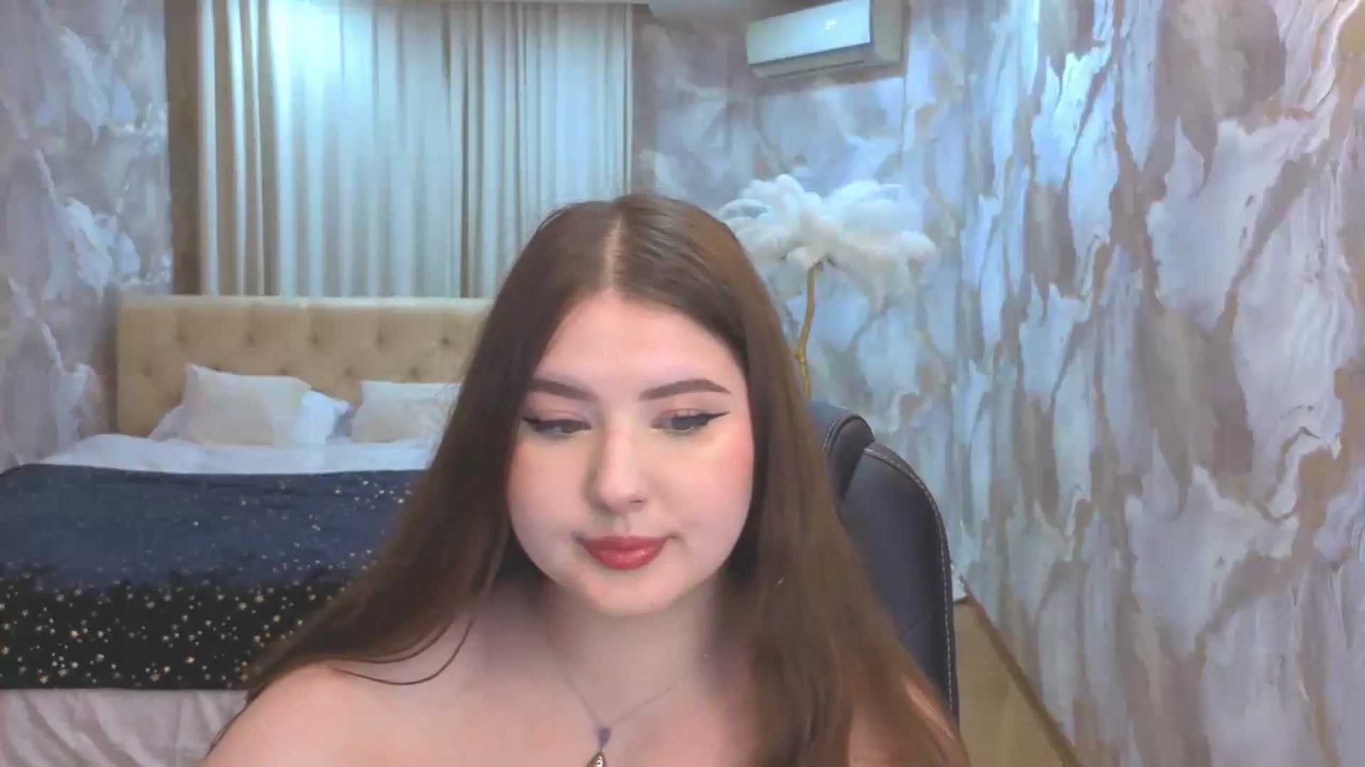 Gallery image thumbnail from EnigmaVeil's myfreecams stream on, 09/11/2026, 21:35 image 6 of 20