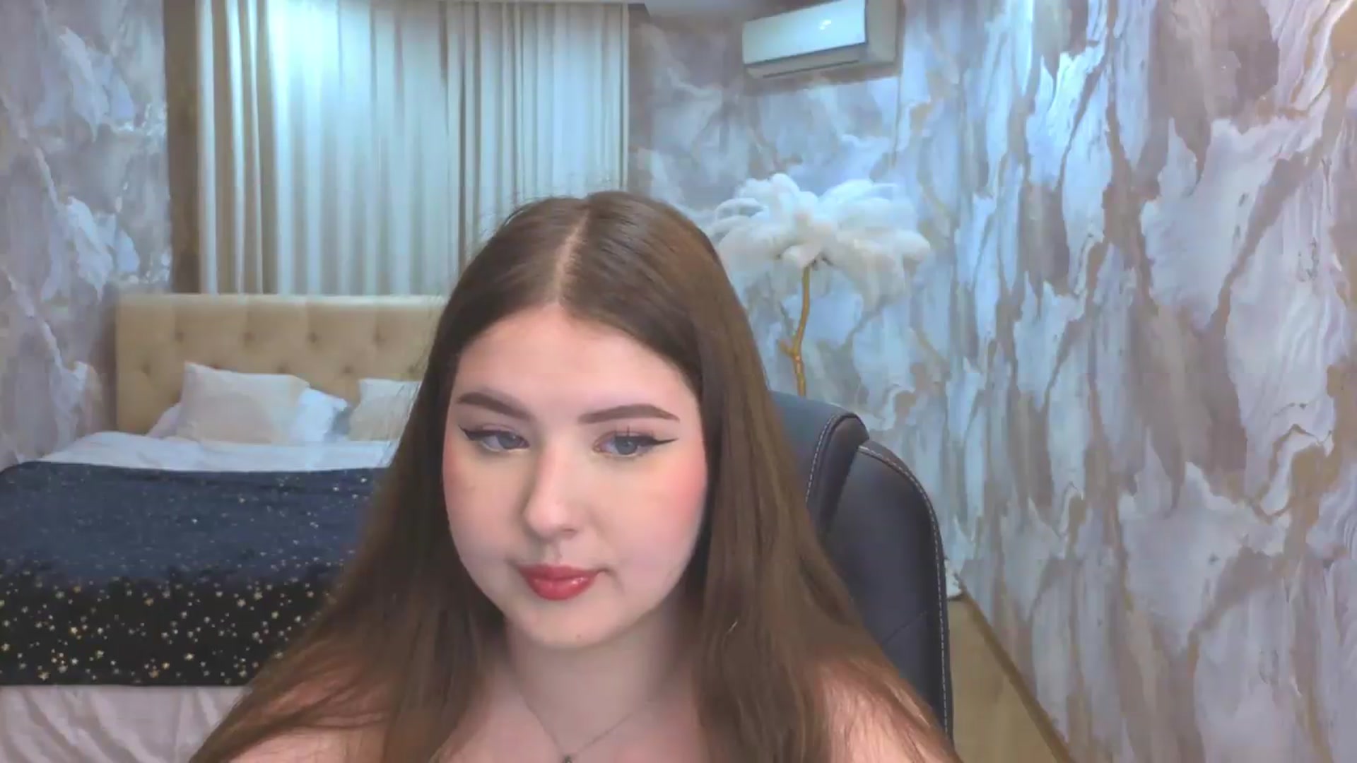 Gallery image thumbnail from EnigmaVeil's myfreecams stream on, 09/11/2026, 21:35 image 9 of 20