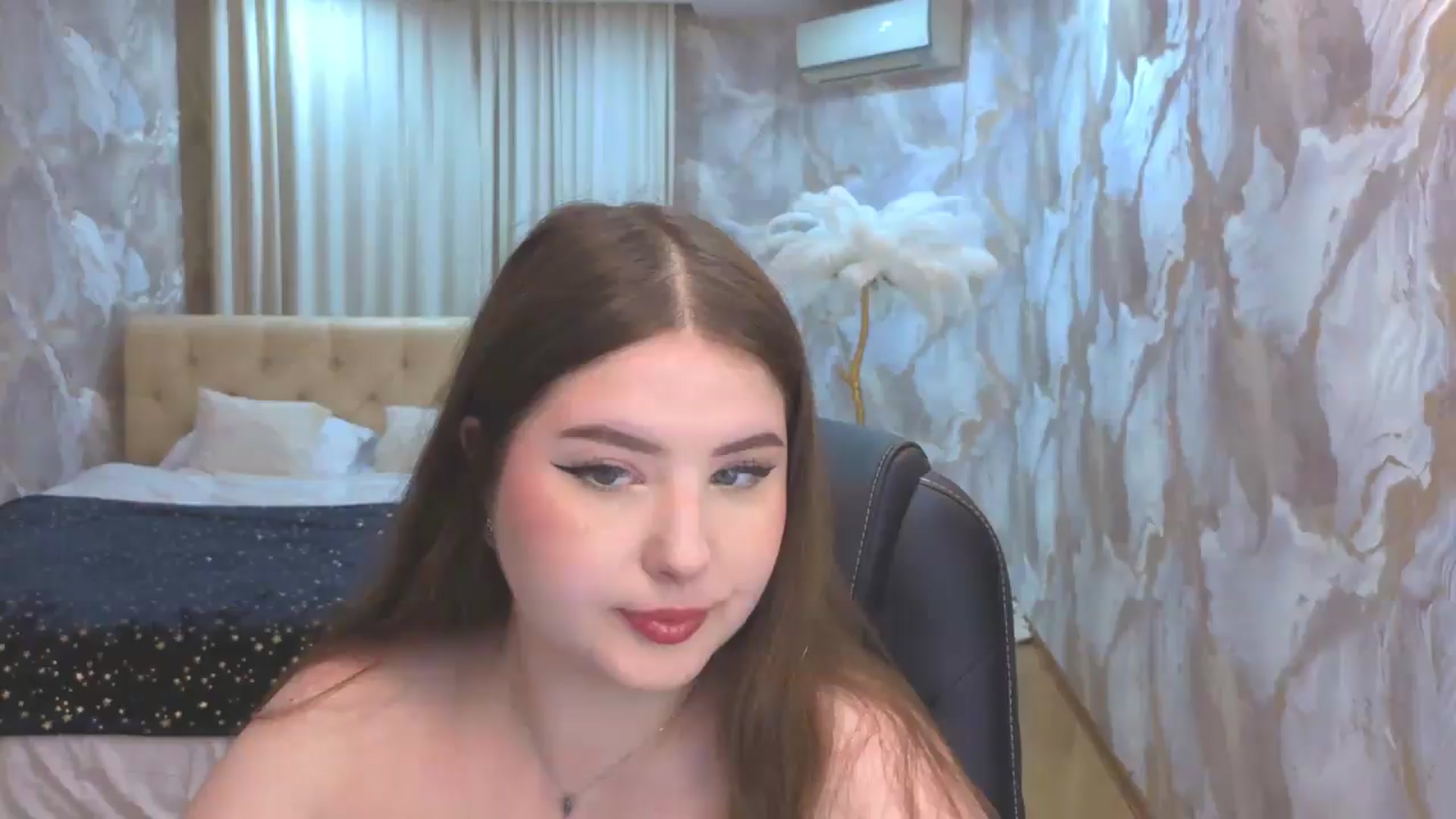 Gallery image thumbnail from EnigmaVeil's myfreecams stream on, 09/11/2026, 21:35 image 10 of 20