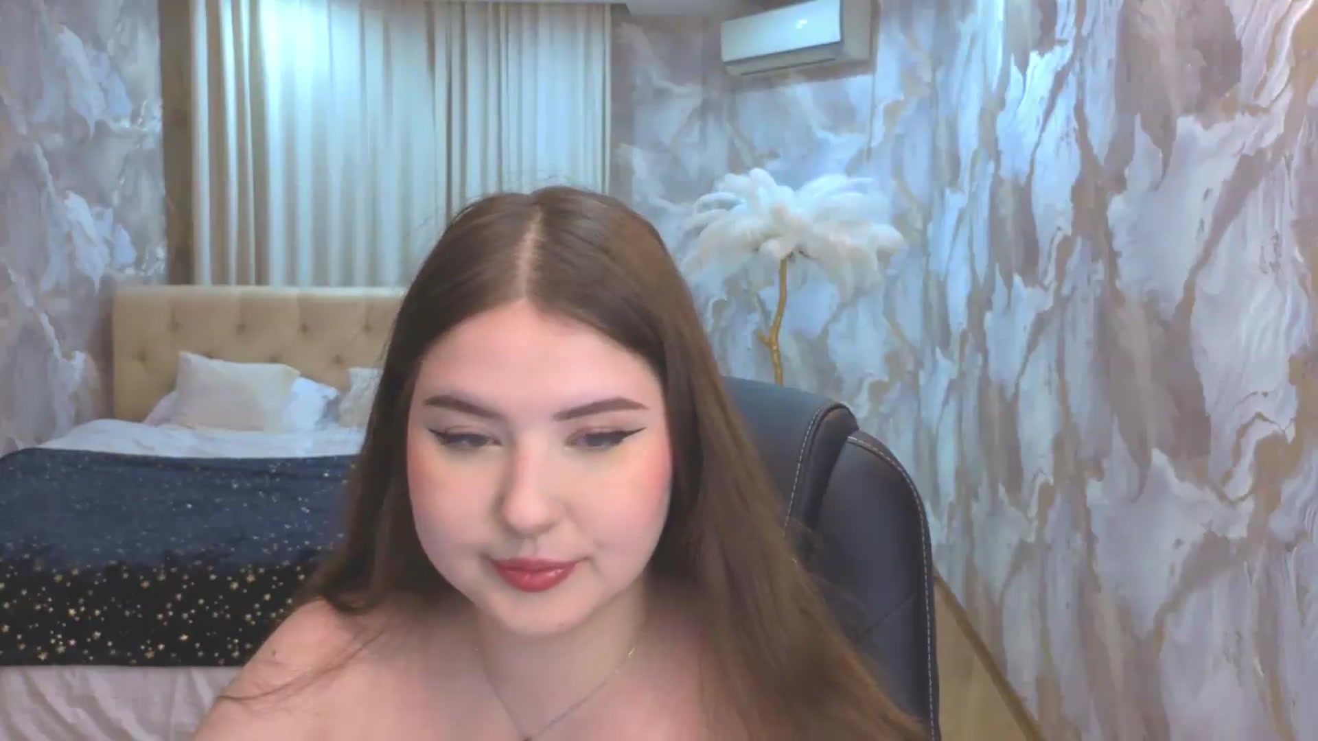 Gallery image thumbnail from EnigmaVeil's myfreecams stream on, 09/11/2026, 21:35 image 16 of 20